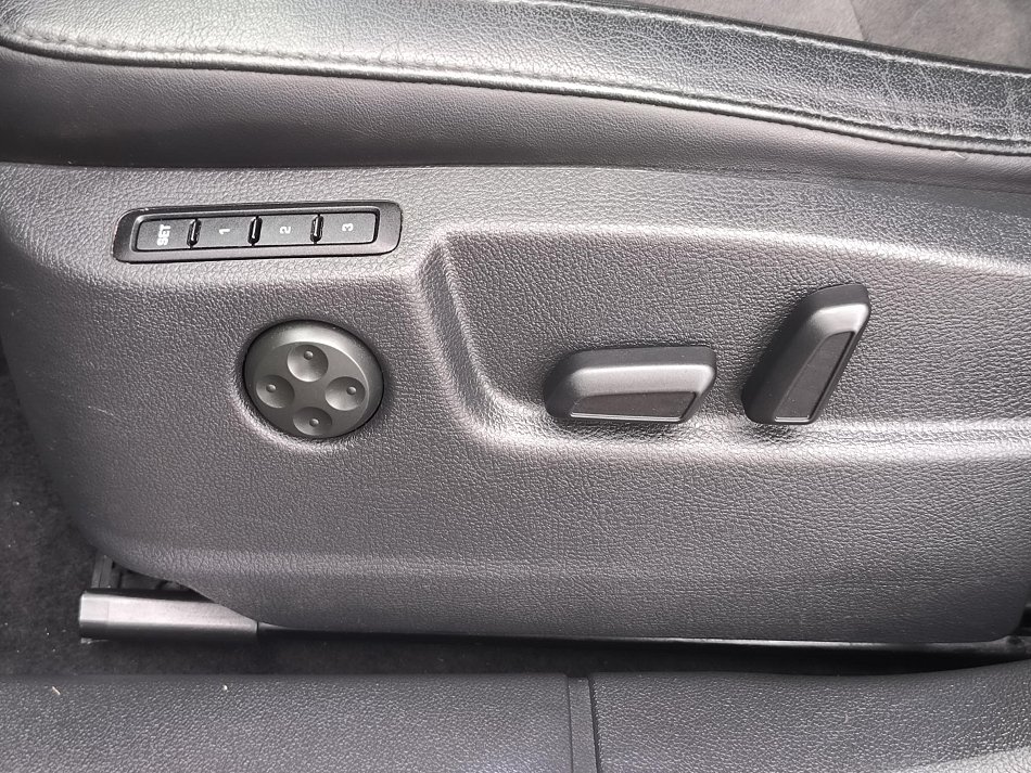 Škoda Superb II 2.0 TDi Elegance 4x4