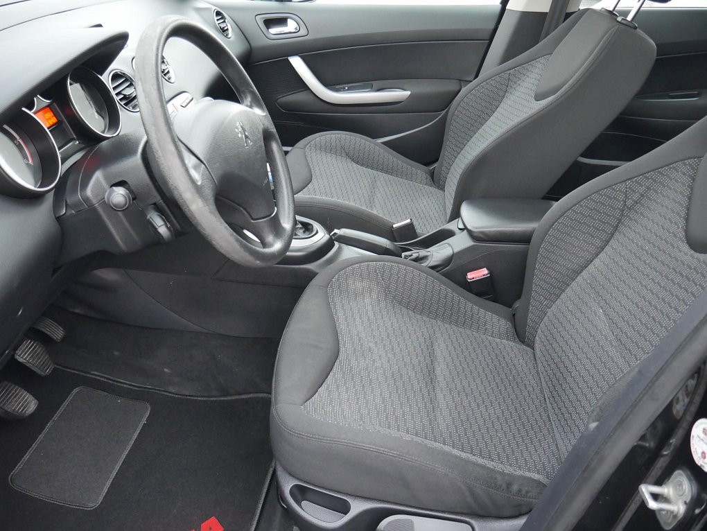 Peugeot 308 1.6 HDi 