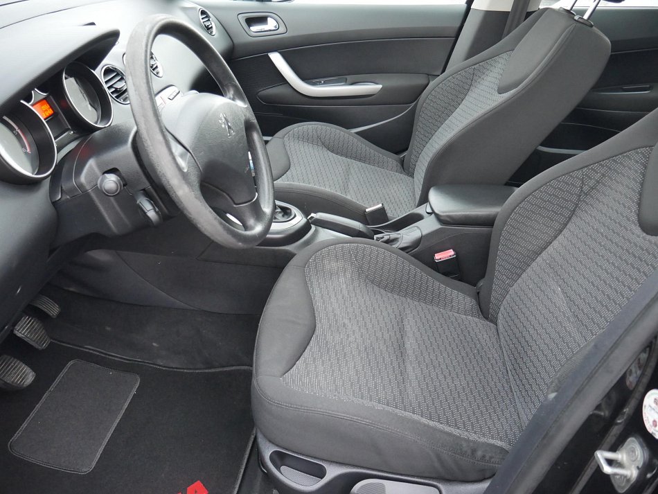 Peugeot 308 1.6 HDi 
