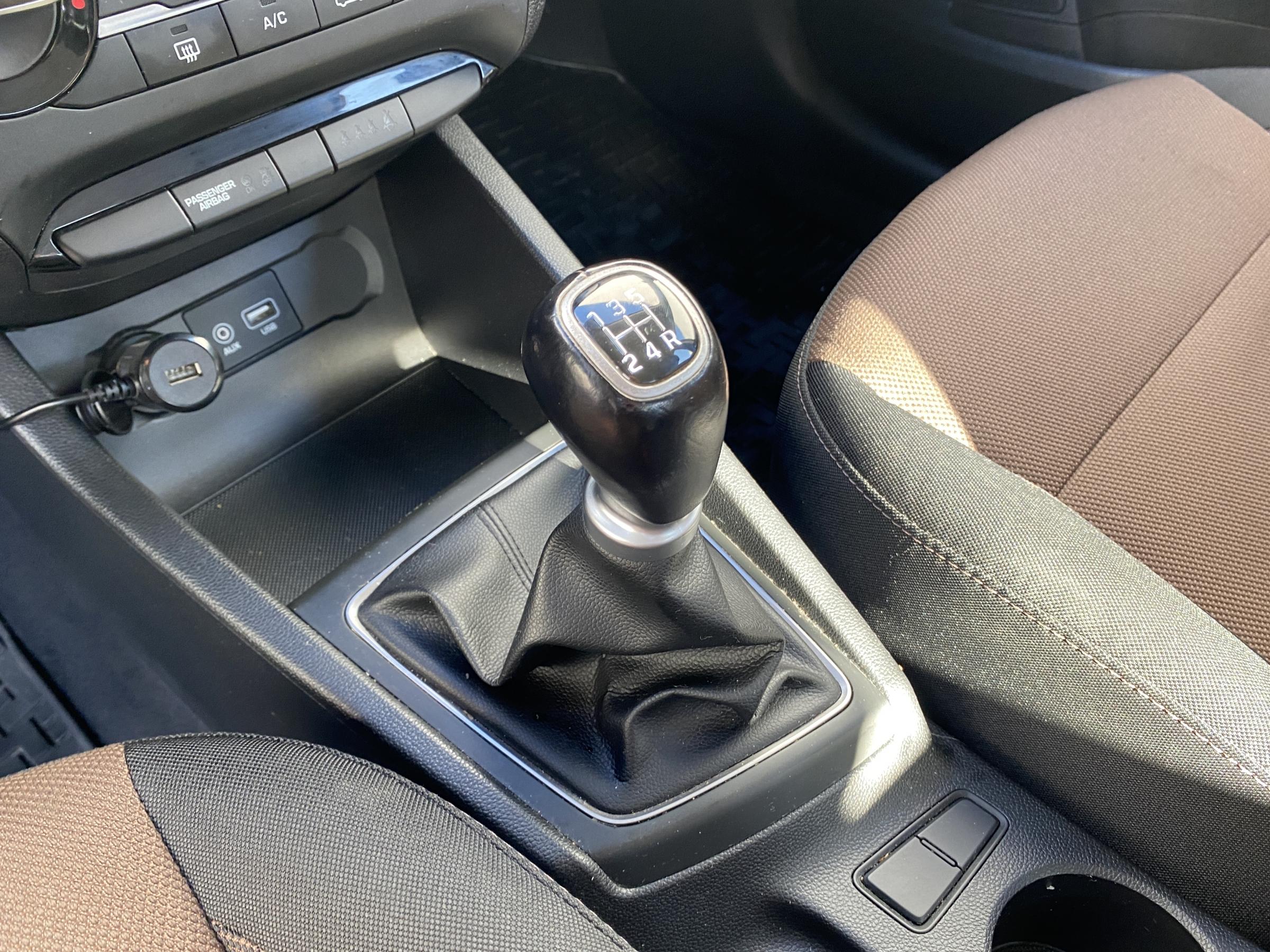 Hyundai i20, 2017 - pohled č. 15