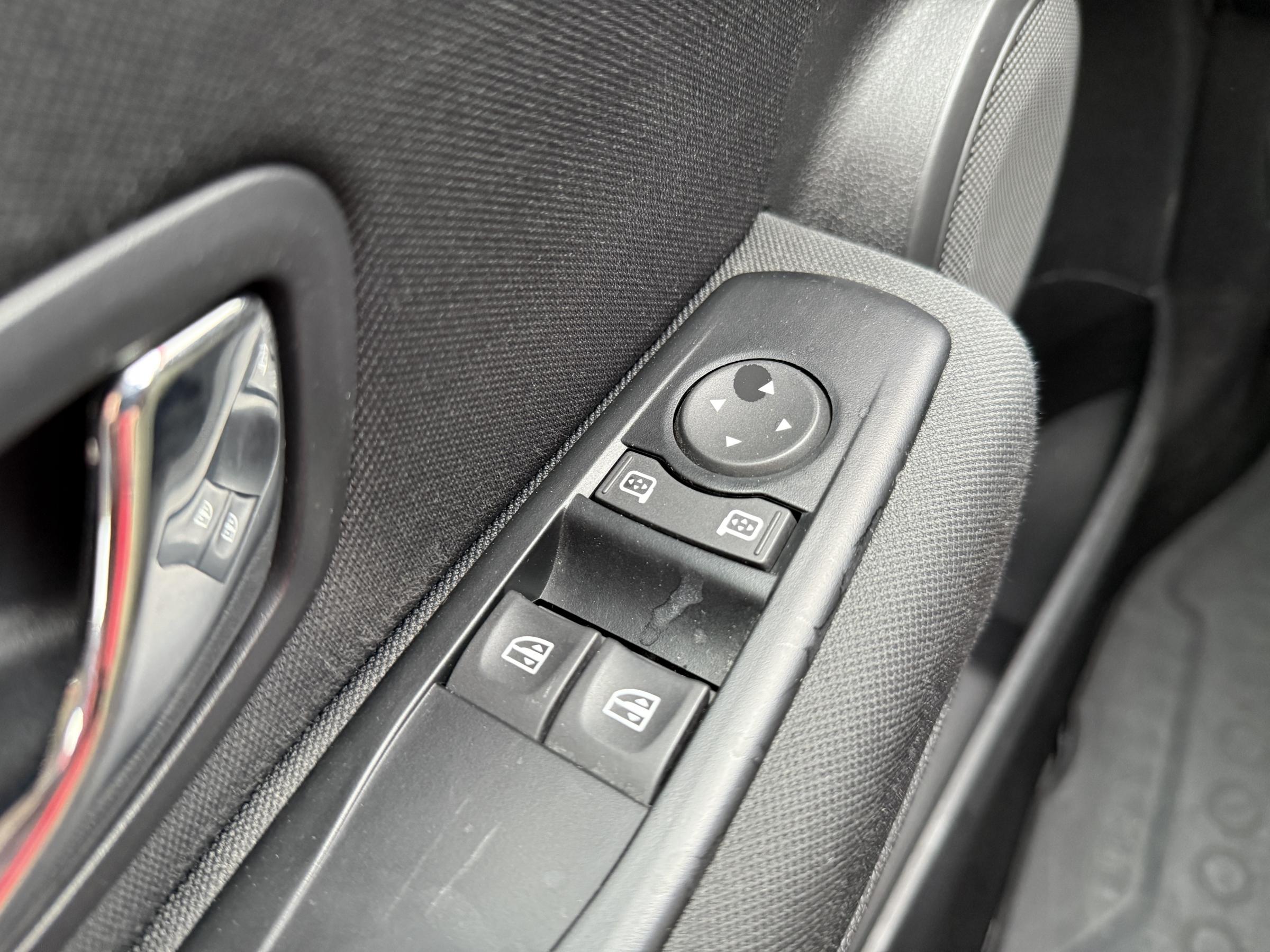 Renault Mégane, 2014 - pohled č. 11