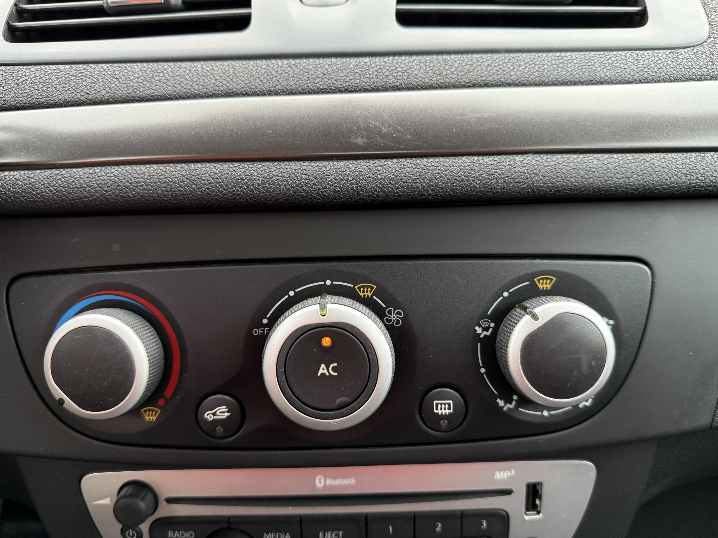 Renault Mégane, 2014 - pohled č. 15