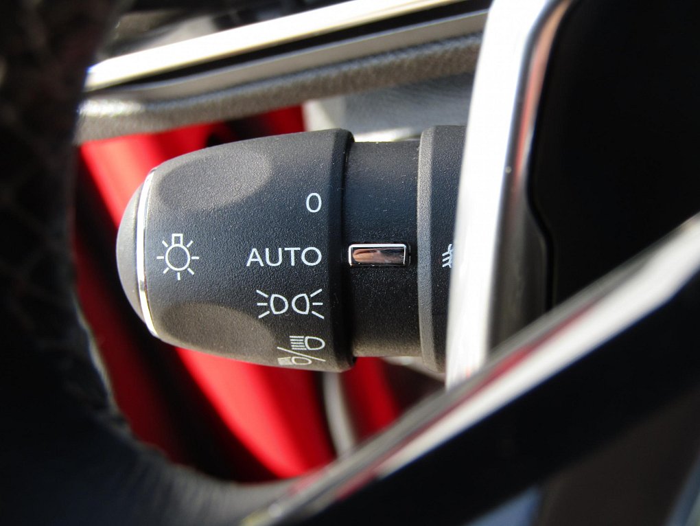 Peugeot 3008 1.2 PT Allure