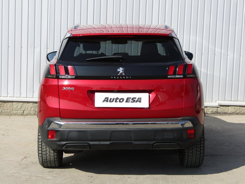 Peugeot 3008 1.2 PT Allure