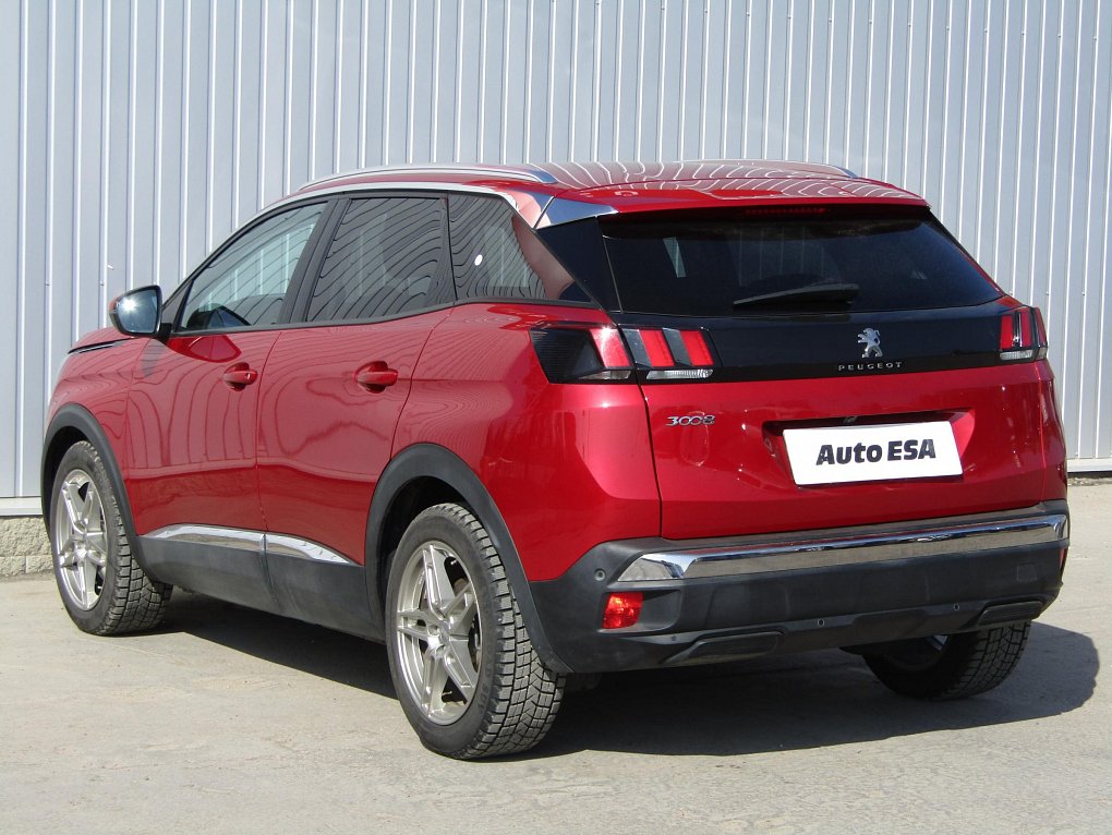 Peugeot 3008 1.2 PT Allure
