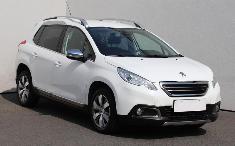 Peugeot 2008 1.2 VTi Allure