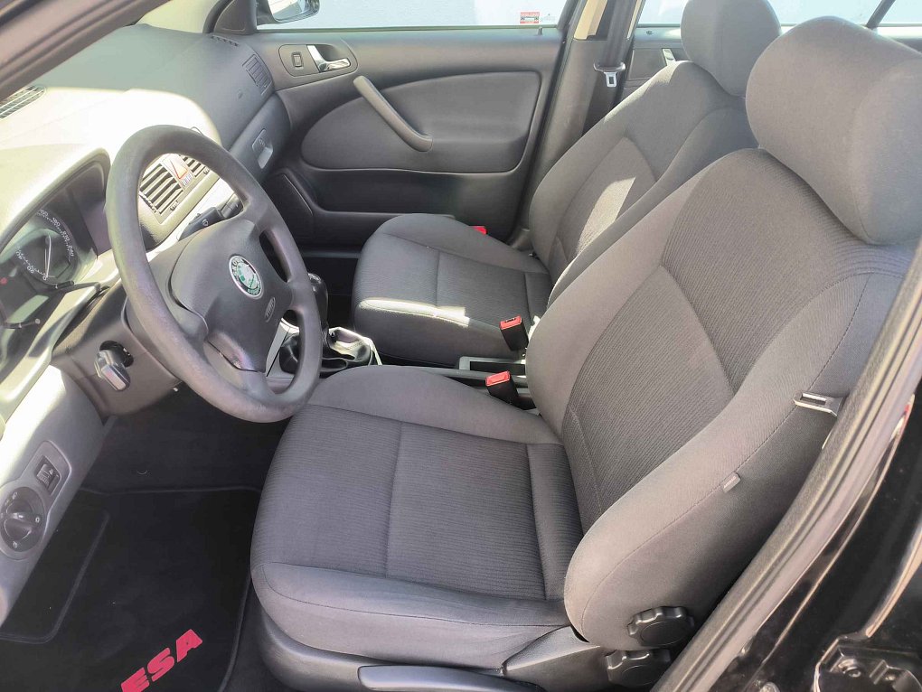 Škoda Octavia 1.6i 