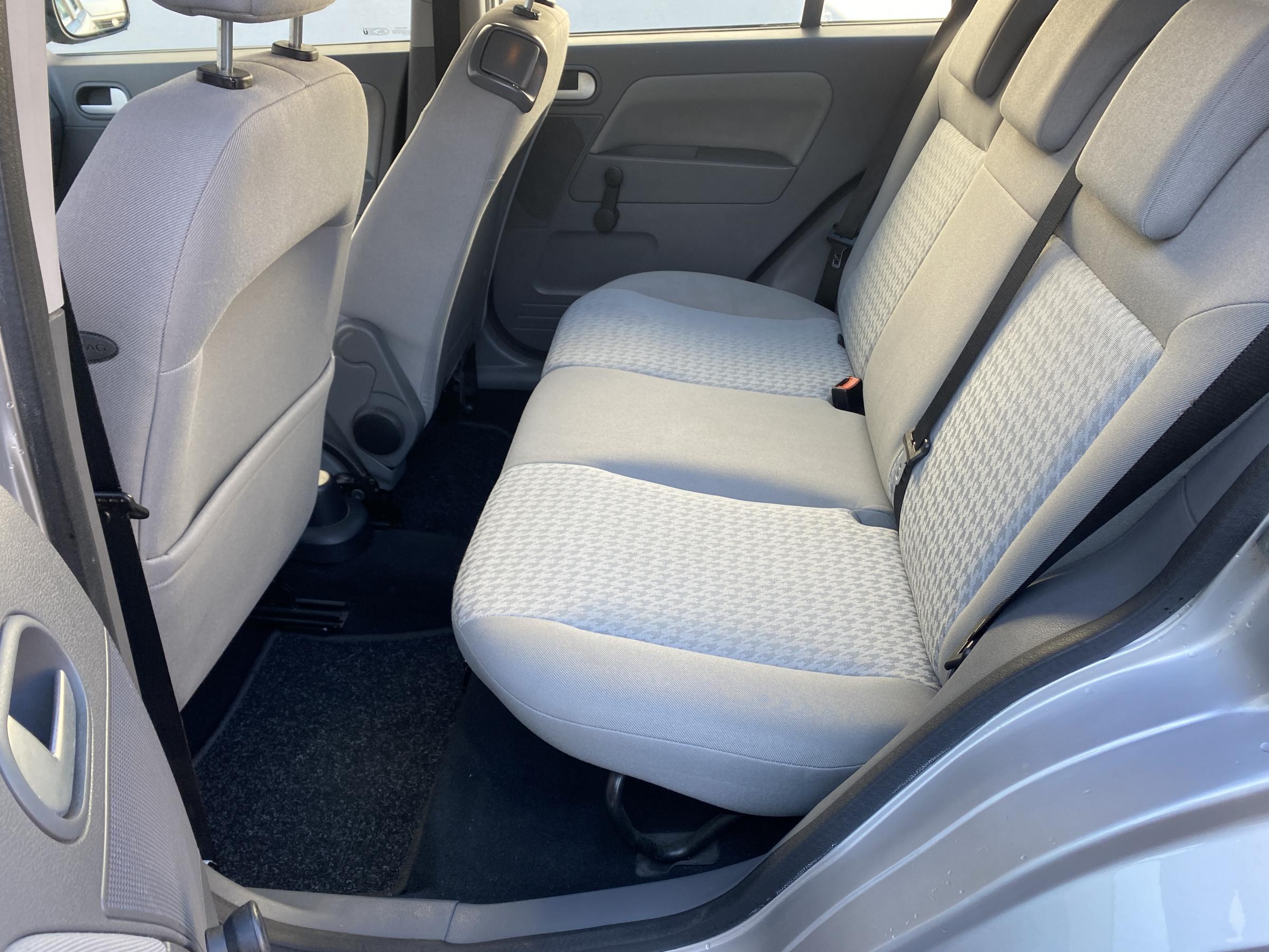 Ford Fusion, 2002 - pohled č. 10