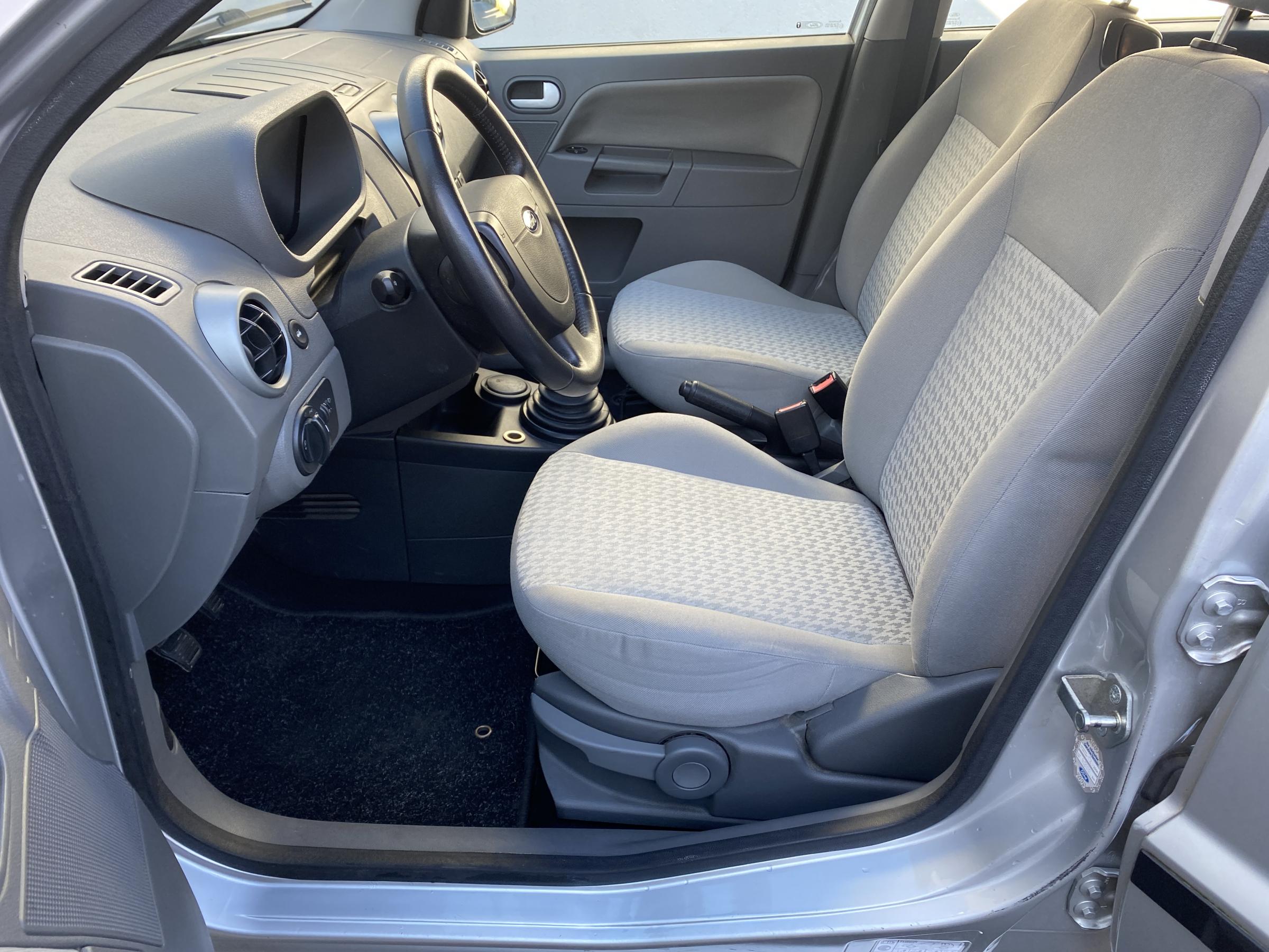 Ford Fusion, 2002 - pohled č. 9