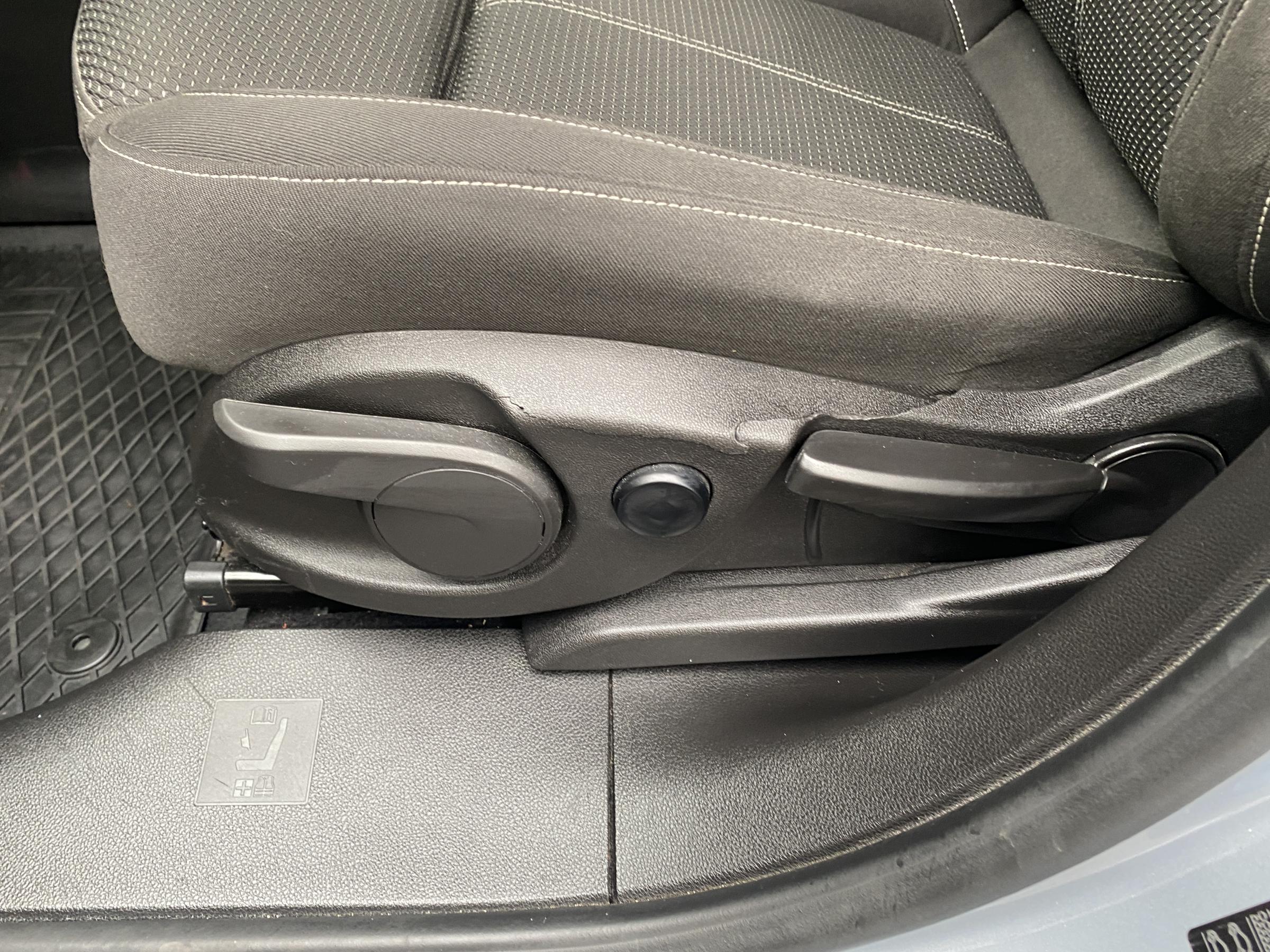 Opel Zafira, 2017 - pohled č. 15