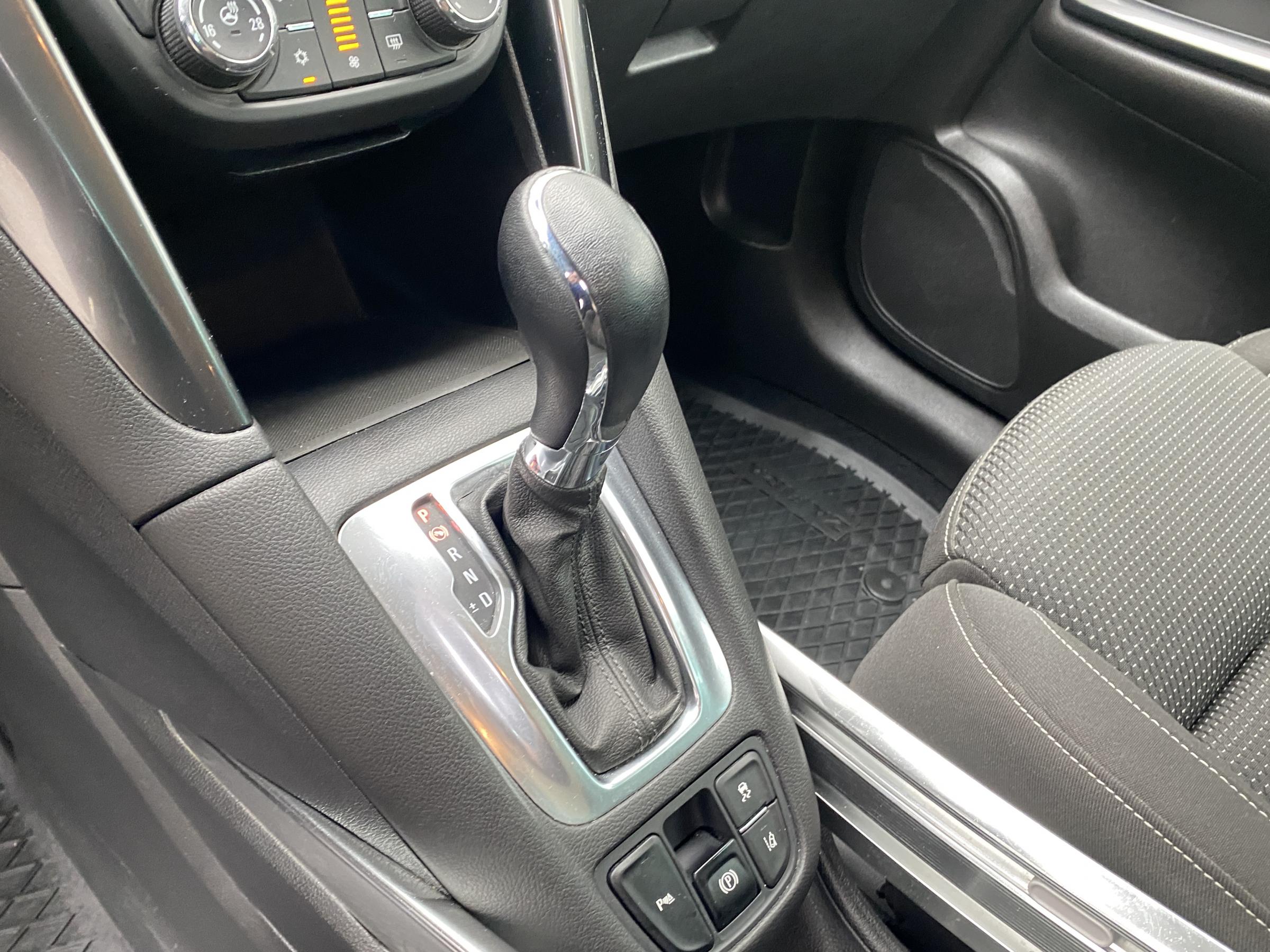 Opel Zafira, 2017 - pohled č. 17