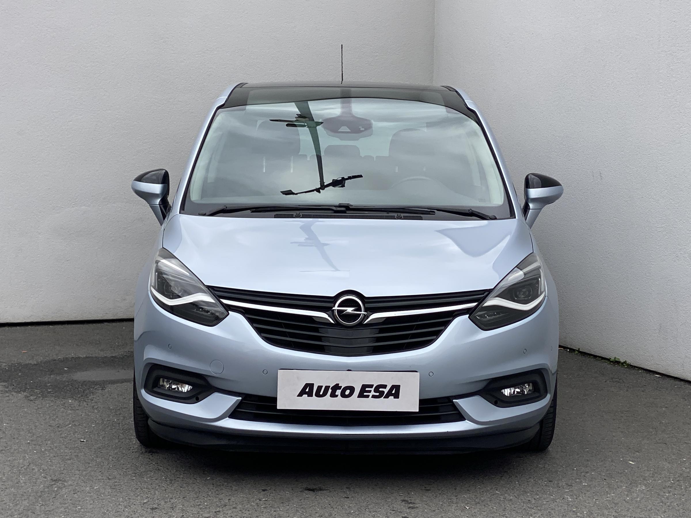 Opel Zafira, 2017 - pohled č. 2