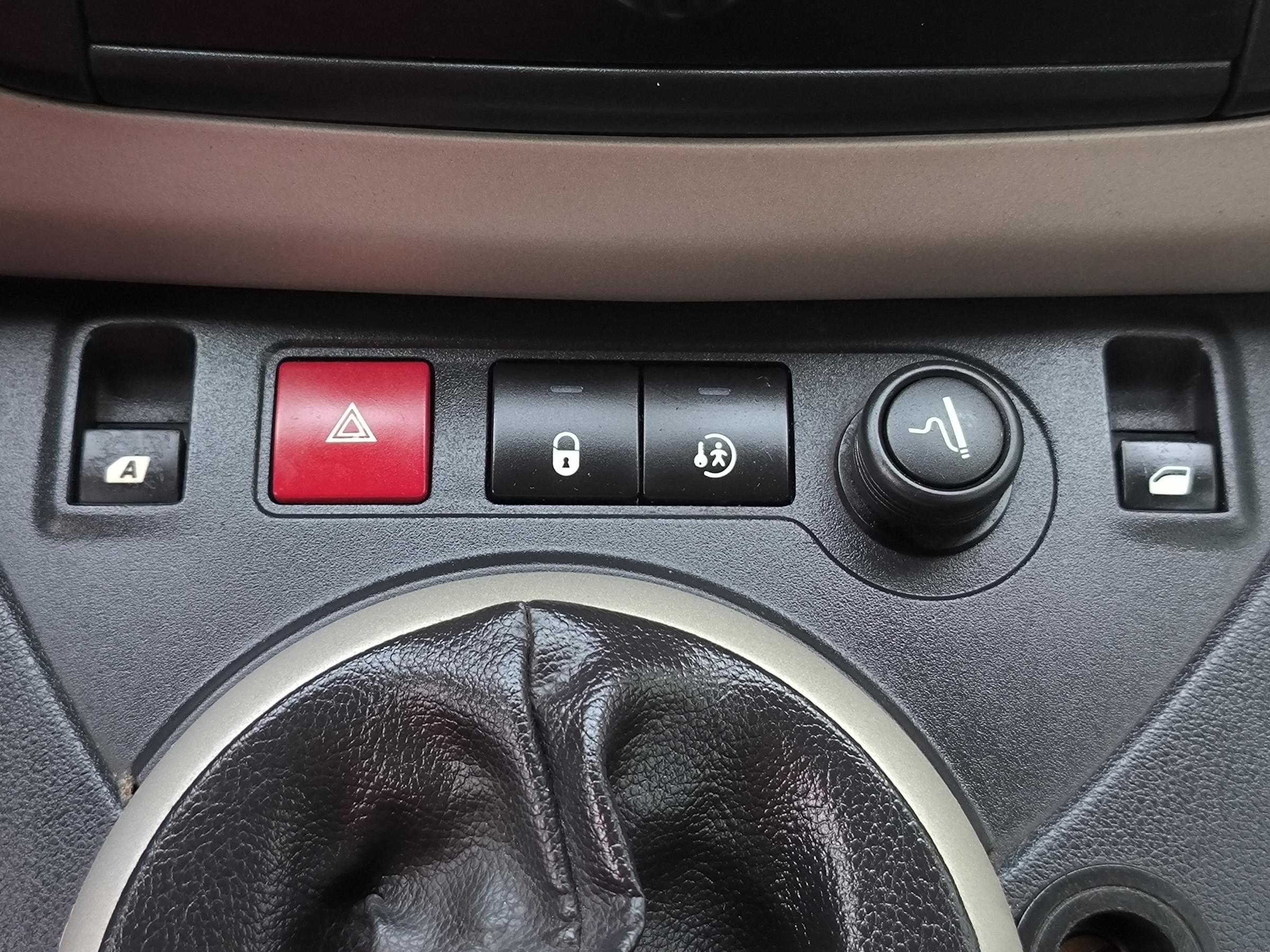 Peugeot Partner, 2012 - pohled č. 14