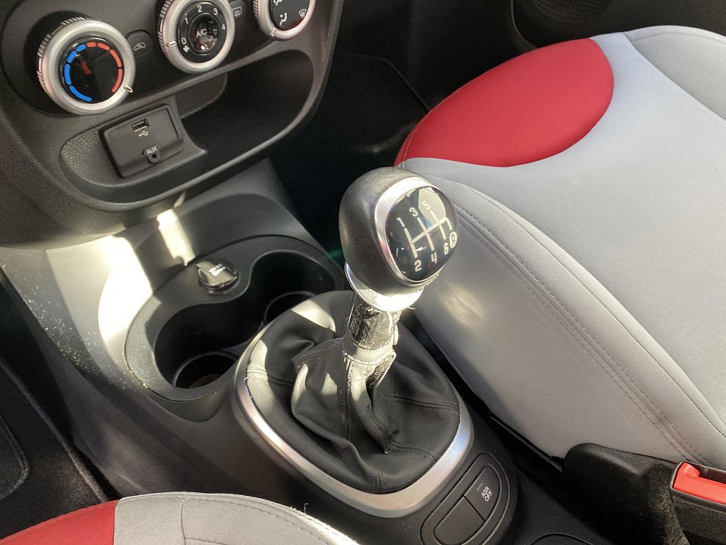 Fiat 500 L 1.4i 