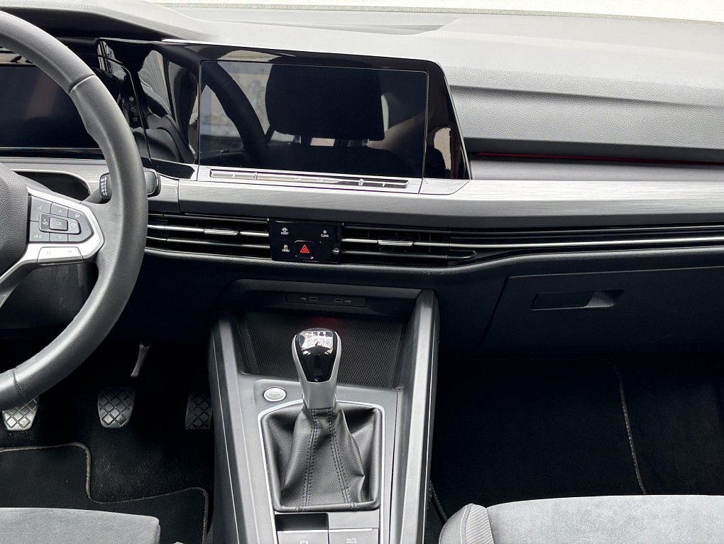 Volkswagen Golf 2.0 TDi Style