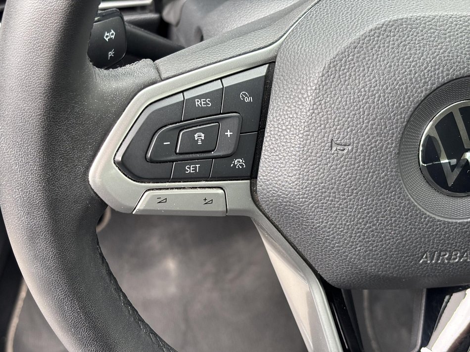 Volkswagen Golf 2.0 TDi Style