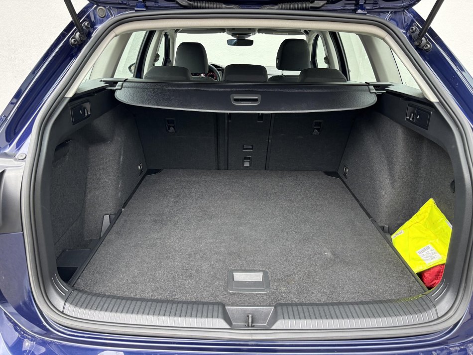 Volkswagen Golf 2.0 TDi Style