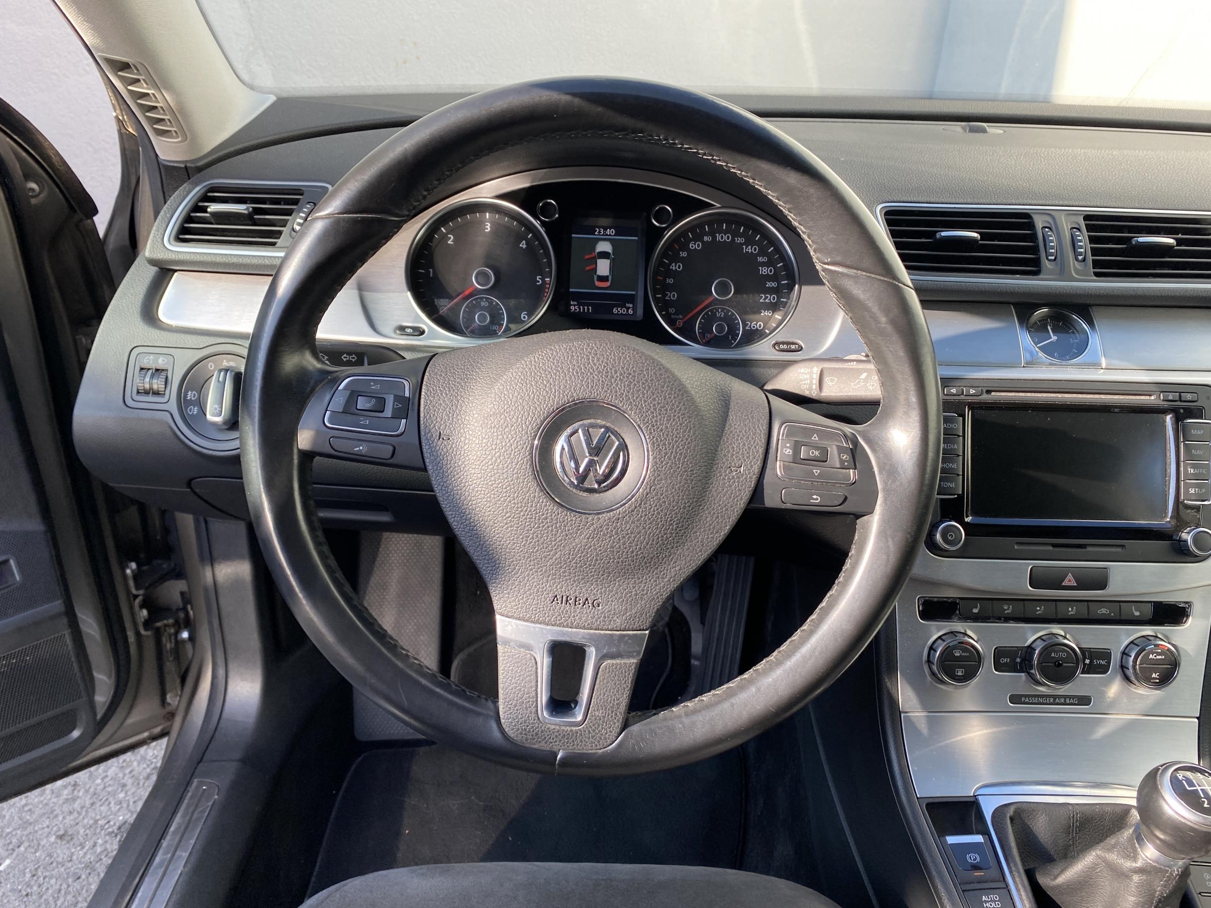 Volkswagen Passat, 2012 - pohled č. 11