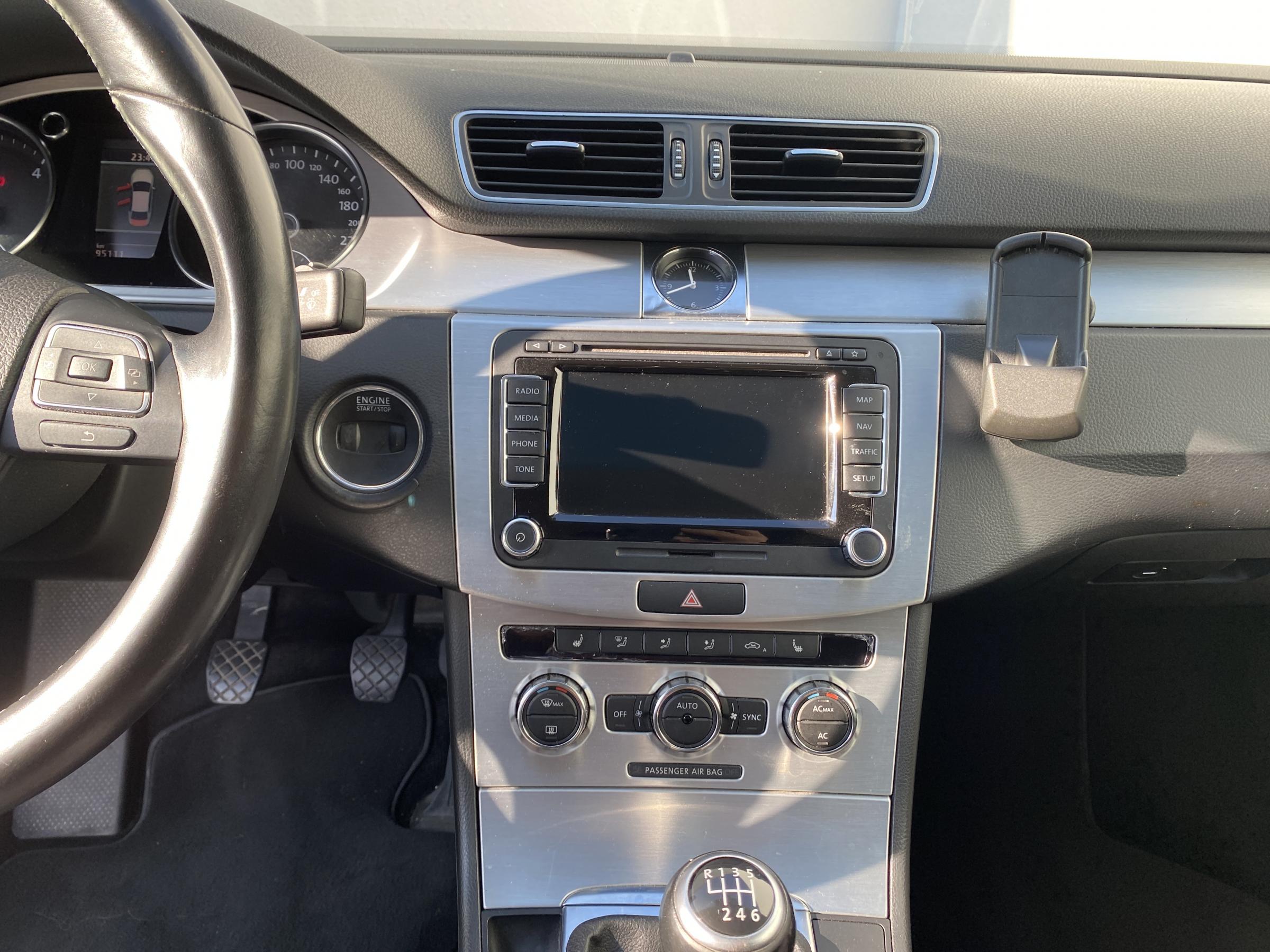 Volkswagen Passat, 2012 - pohled č. 12