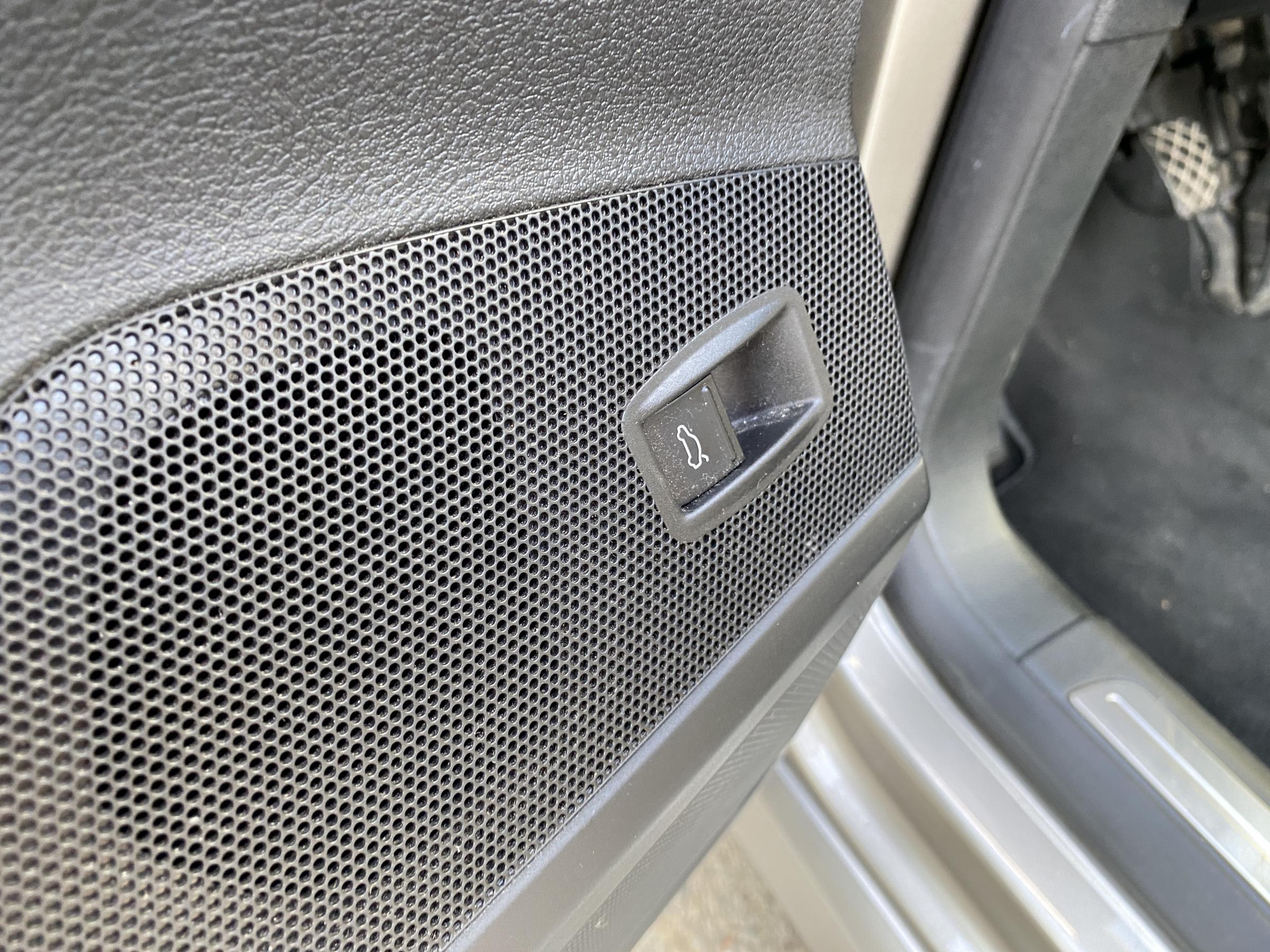 Volkswagen Passat, 2012 - pohled č. 14