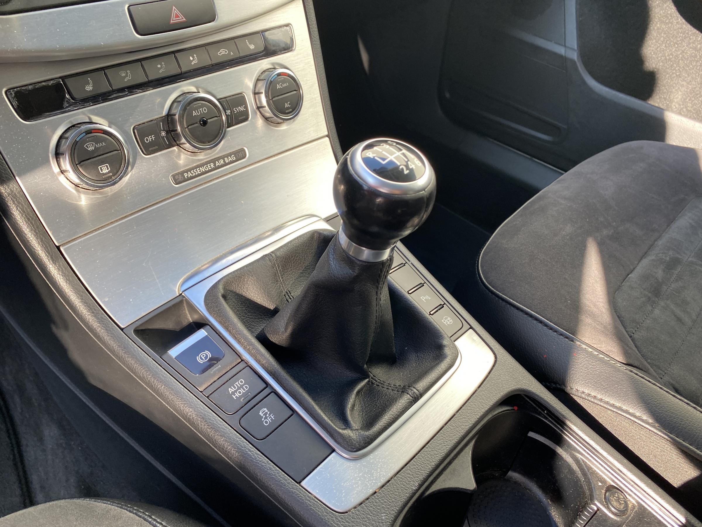 Volkswagen Passat, 2012 - pohled č. 17