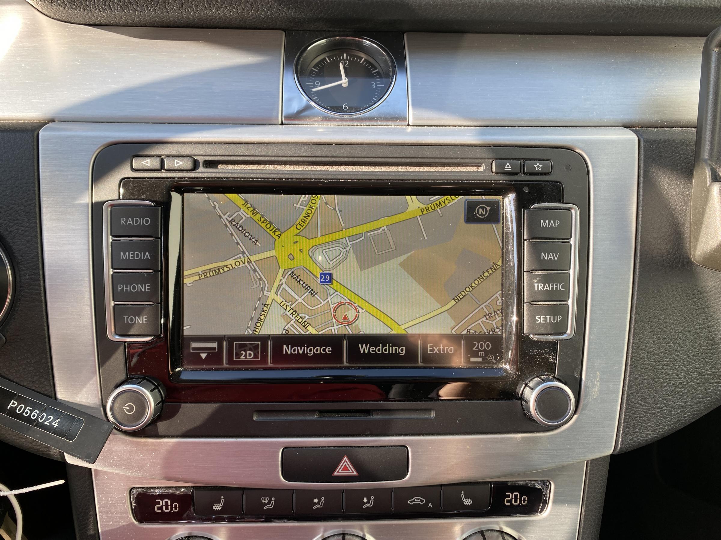 Volkswagen Passat, 2012 - pohled č. 18