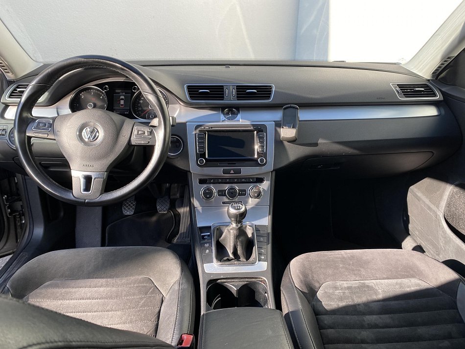 Volkswagen Passat 2.0 TDi Highline