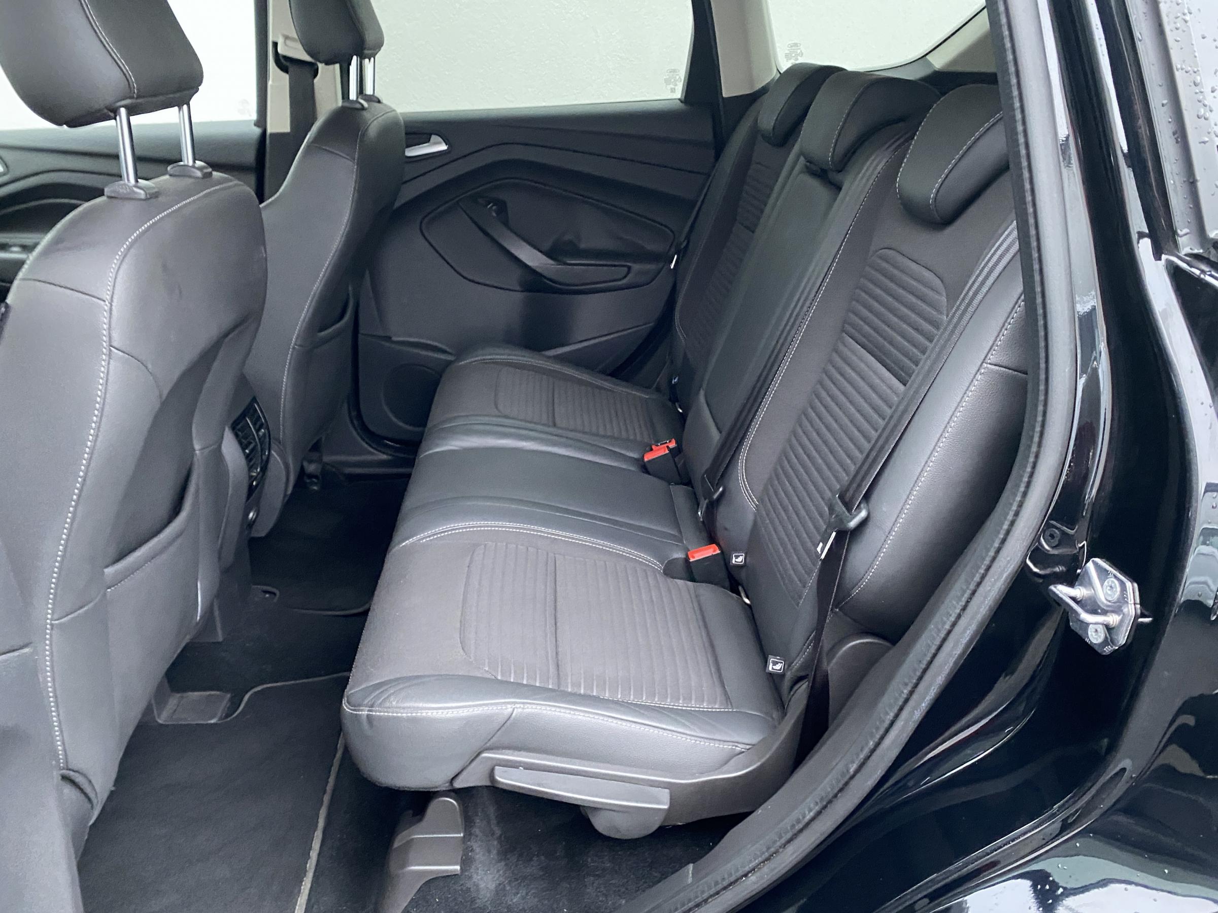 Ford Kuga, 2017 - pohled č. 10