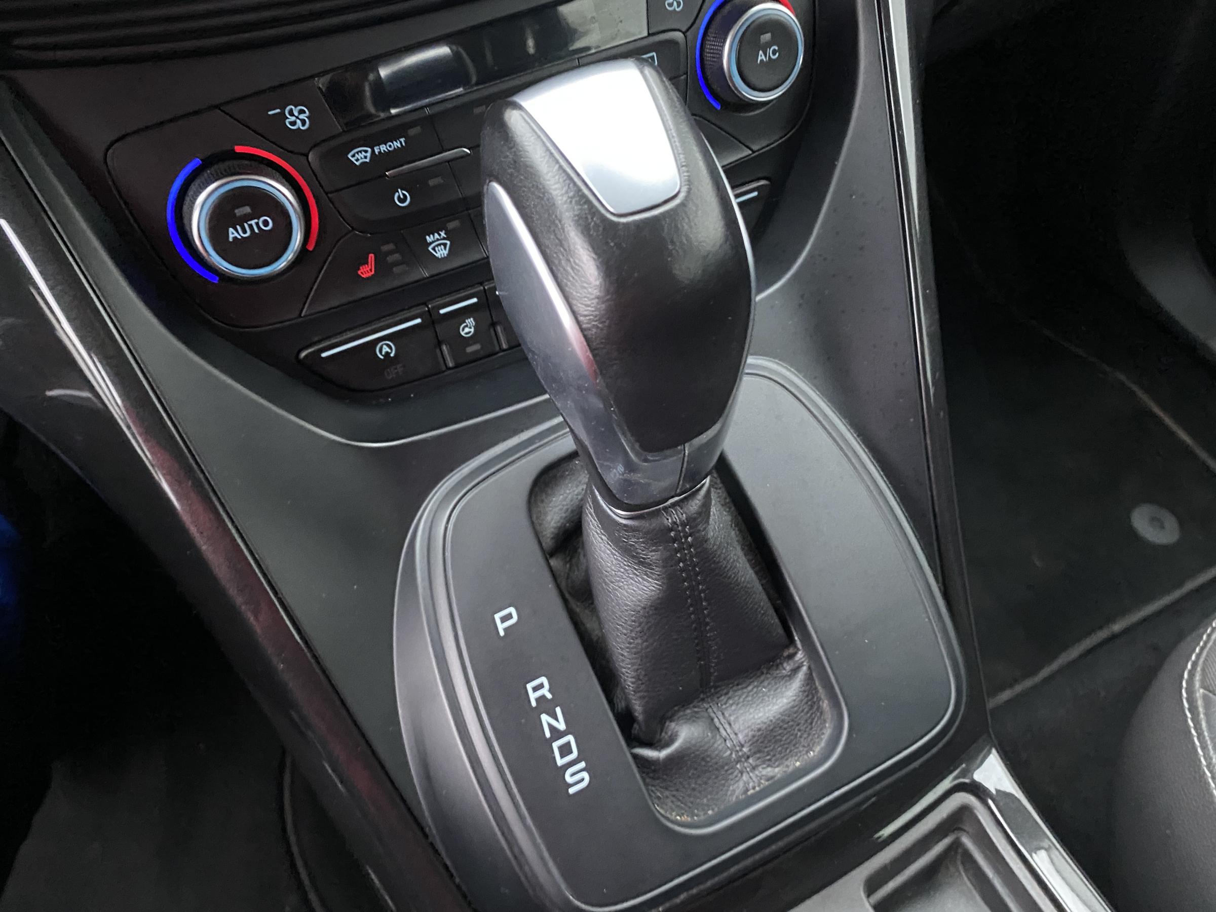 Ford Kuga, 2017 - pohled č. 16