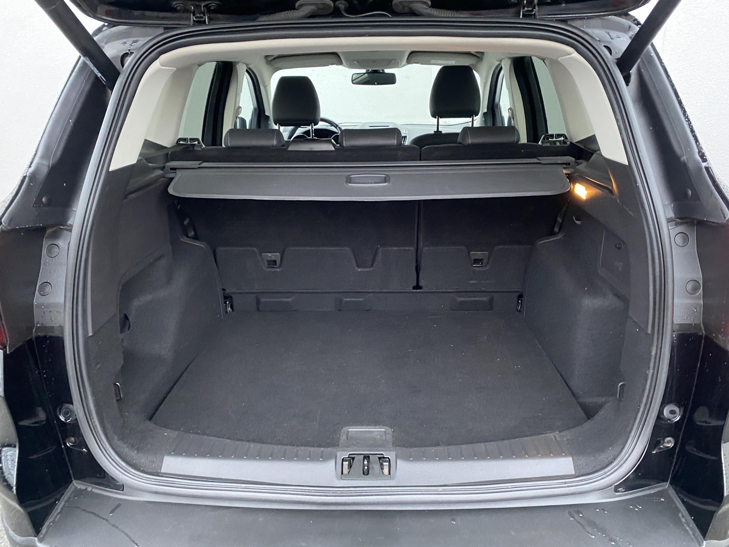 Ford Kuga, 2017 - pohled č. 7