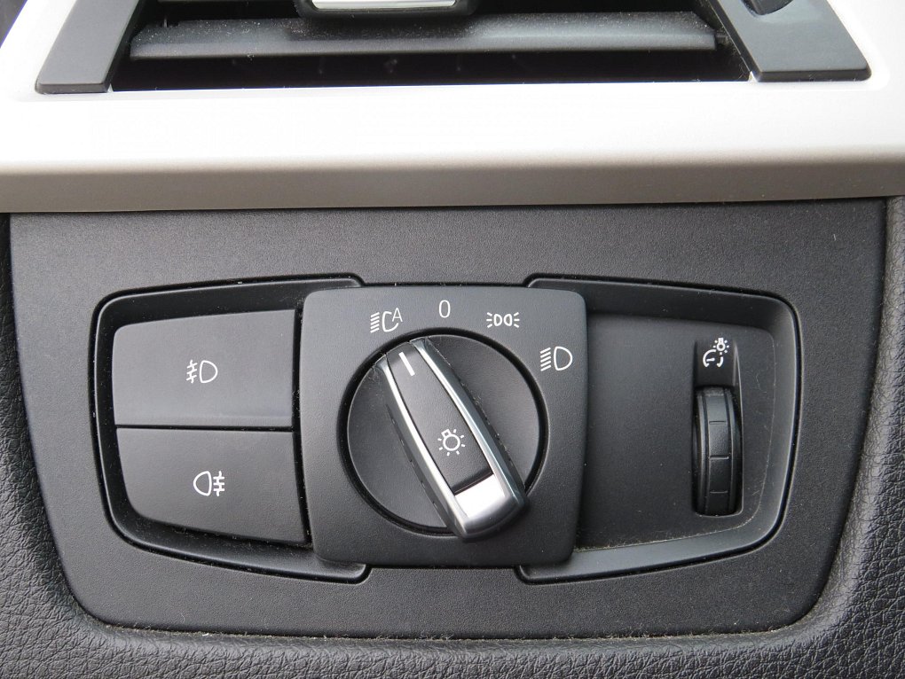 BMW Řada 3 2.0d  320d