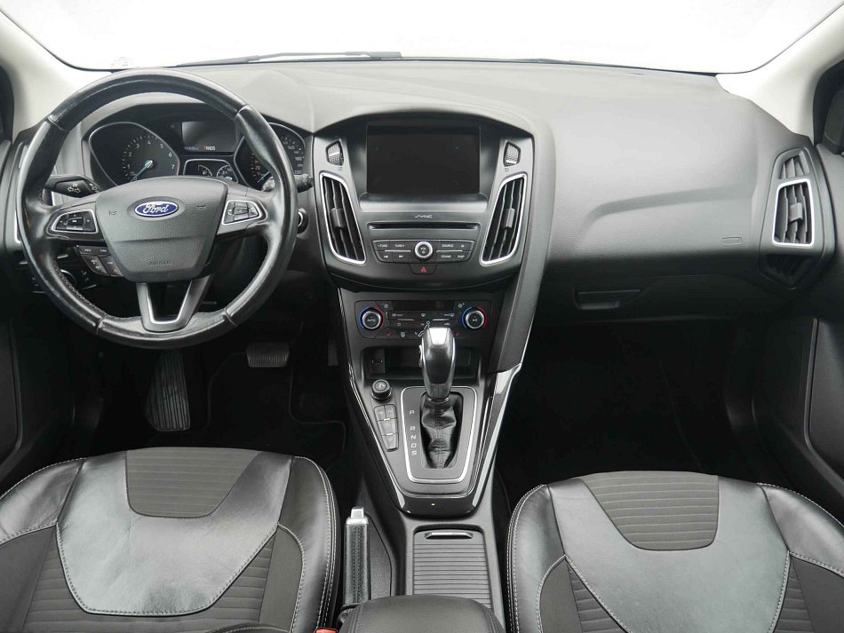 Ford Focus 1.5EB Titanium