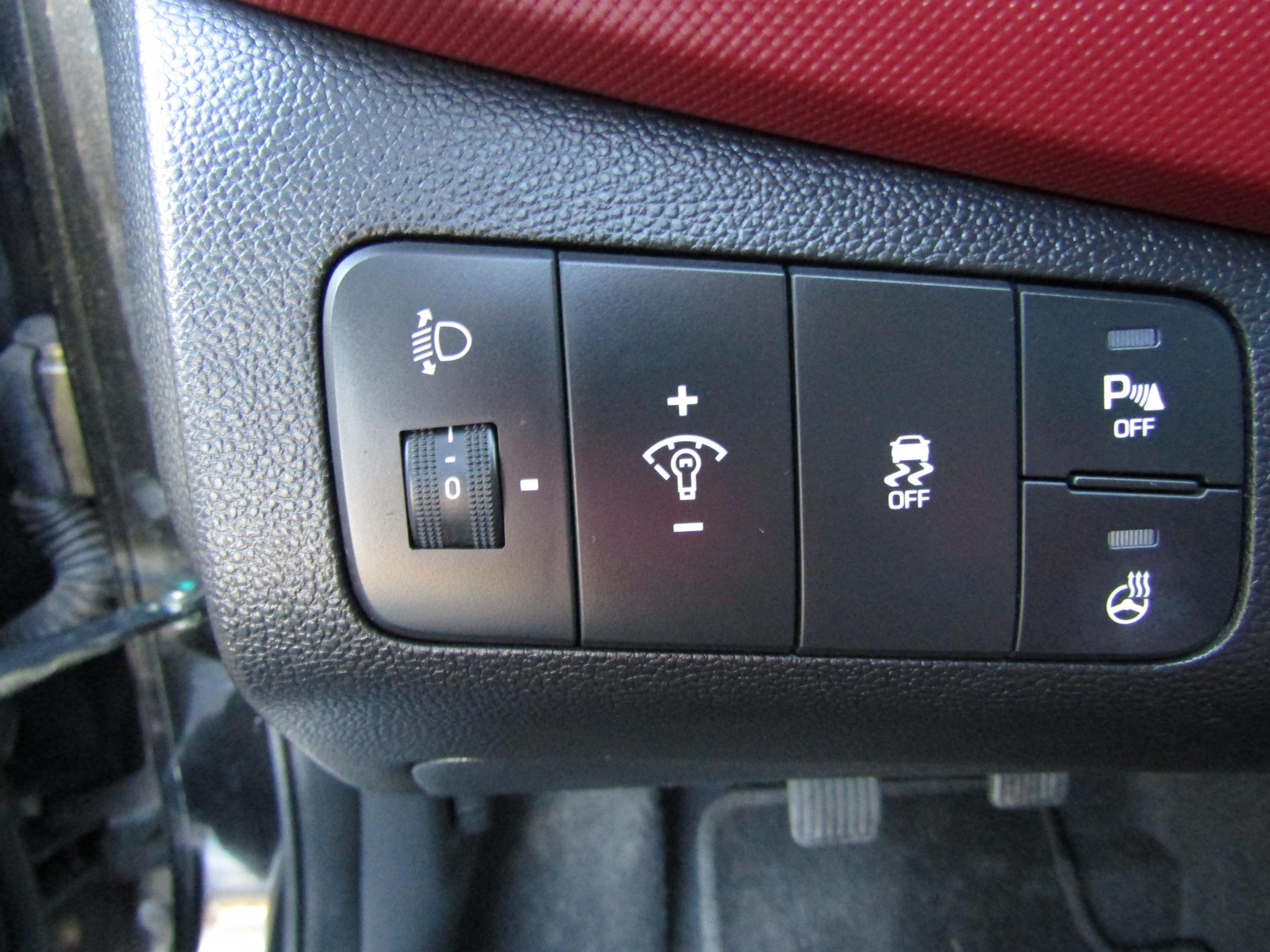 Hyundai i10, 2014 - pohled č. 12