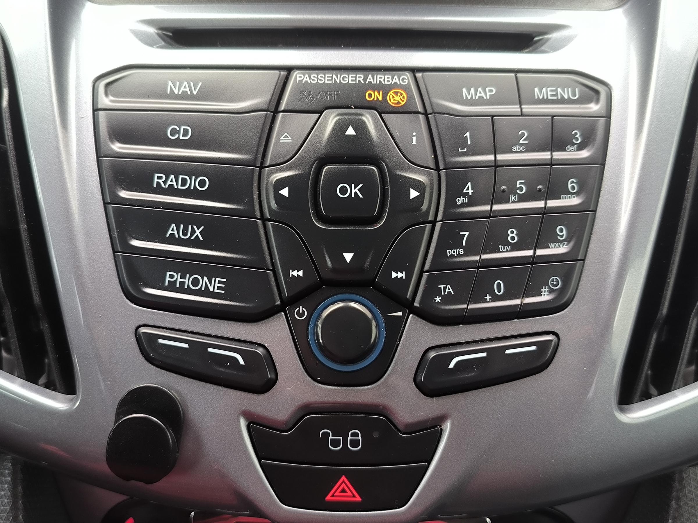 Ford Tourneo Connect, 2015 - pohled č. 15