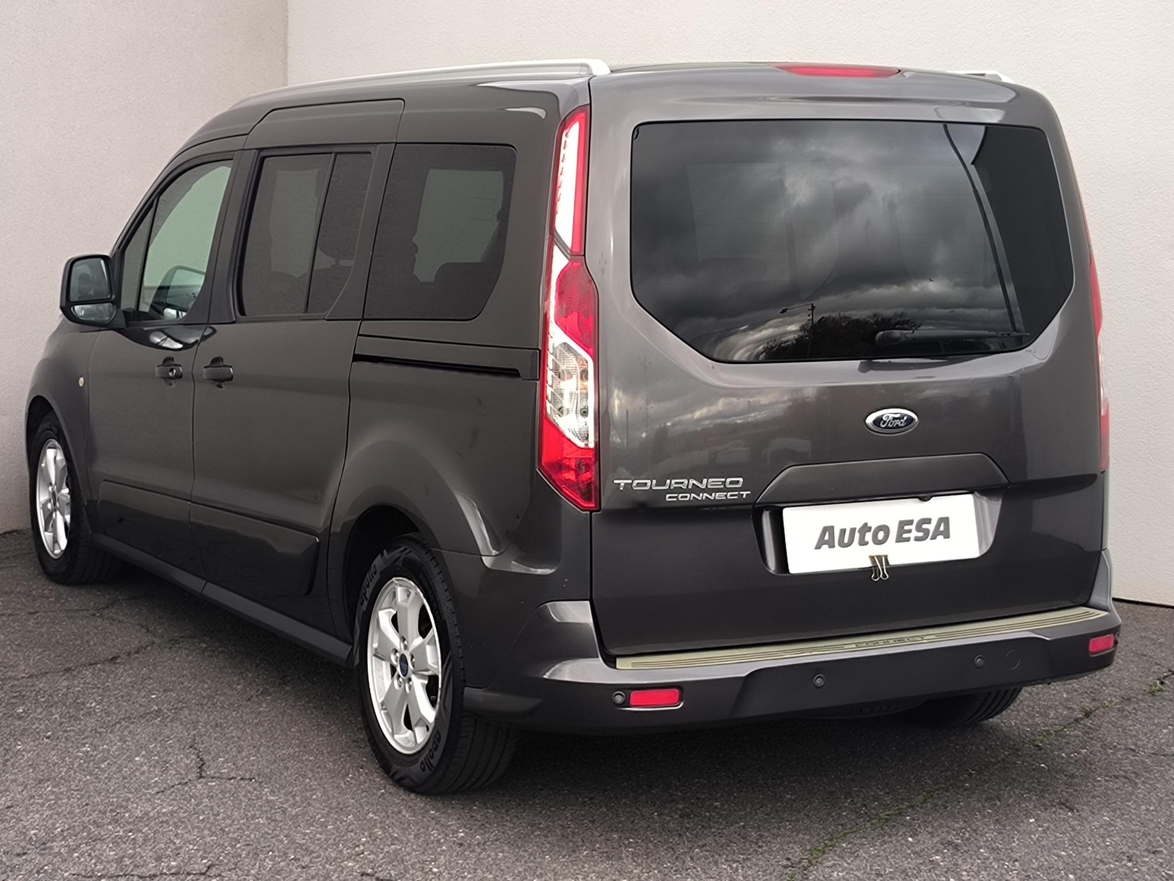 Ford Tourneo Connect, 2015 - pohled č. 6