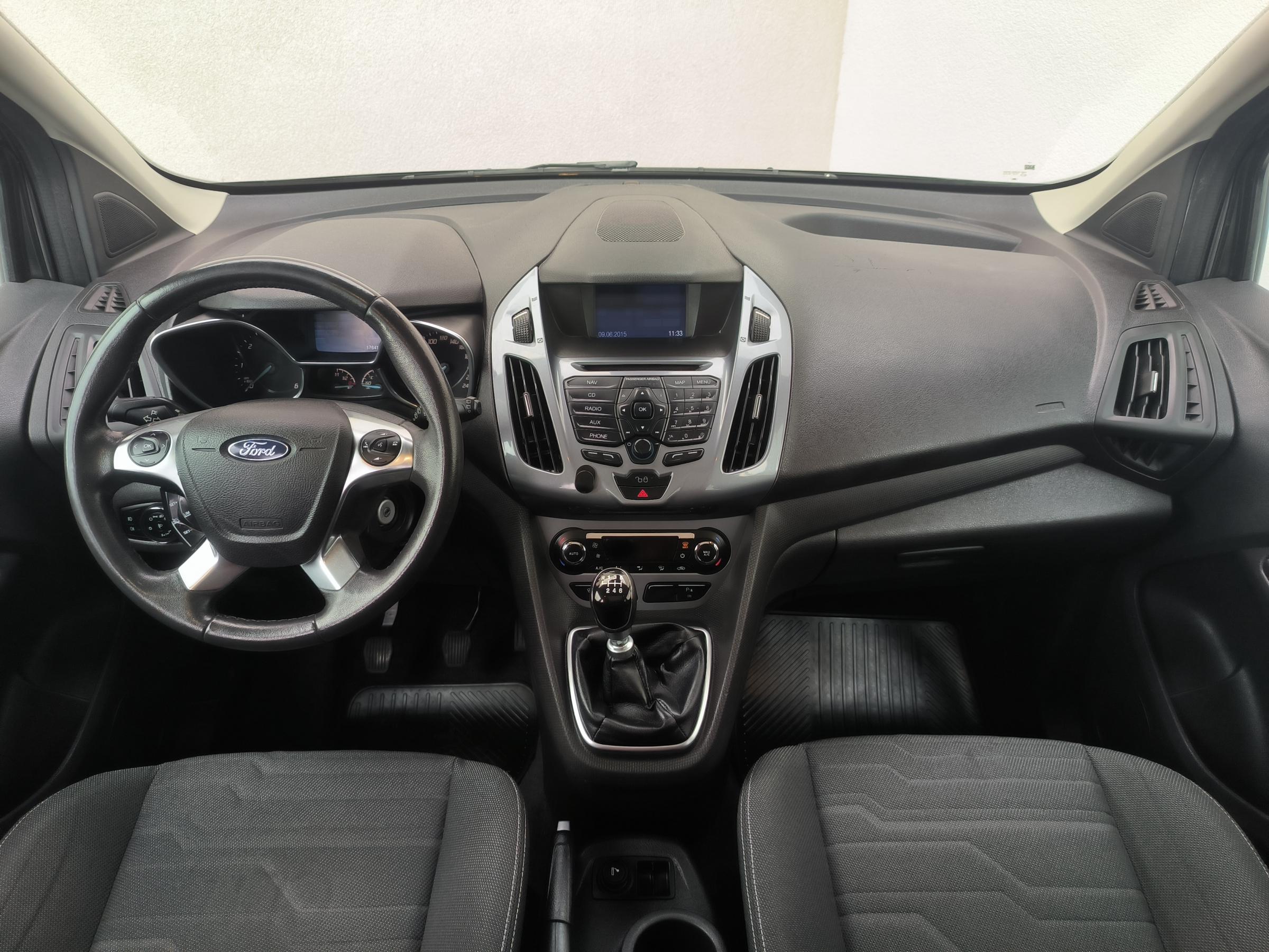 Ford Tourneo Connect, 2015 - pohled č. 8