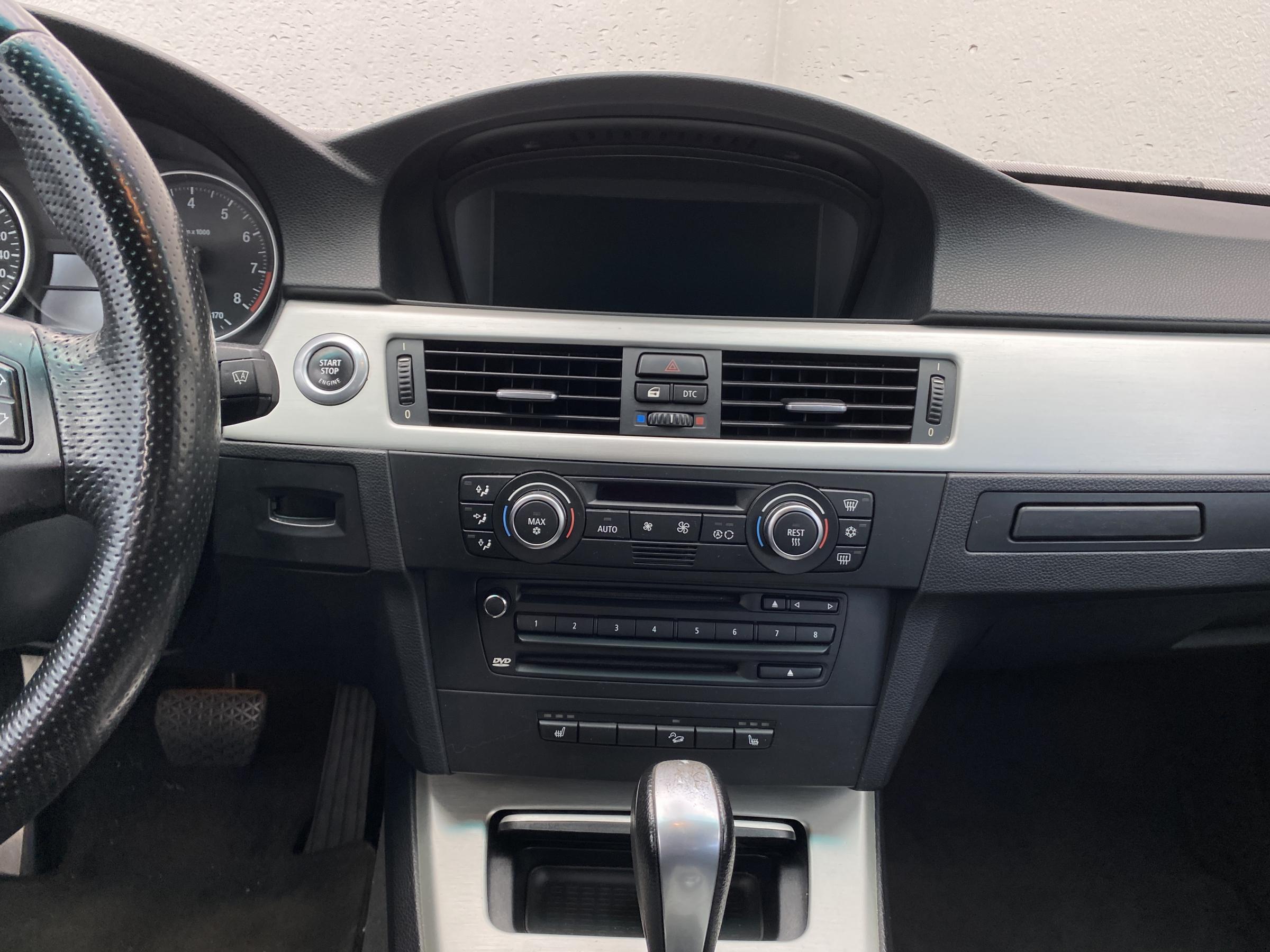 BMW Řada 3, 2008 - pohled č. 12