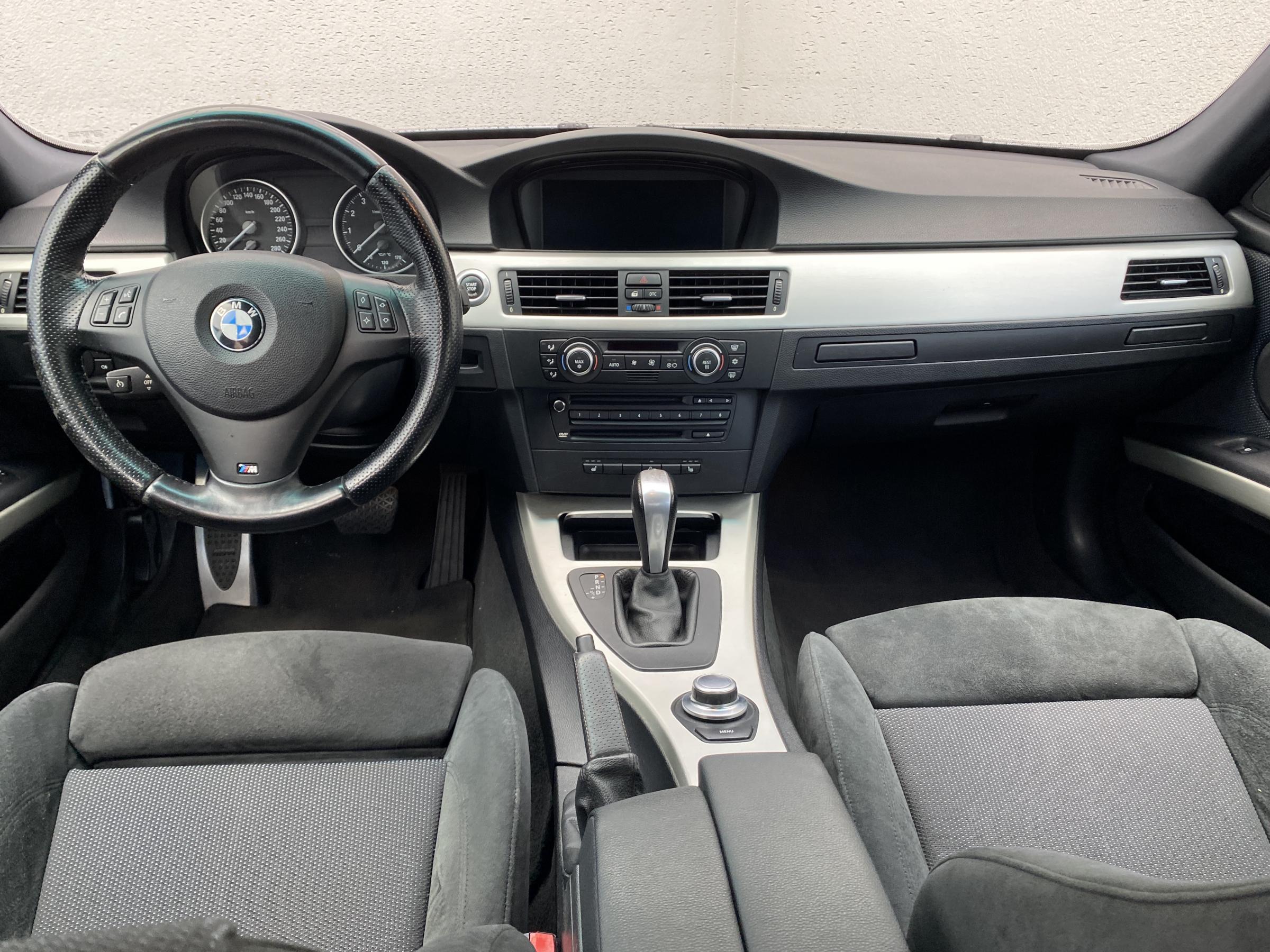 BMW Řada 3, 2008 - pohled č. 8