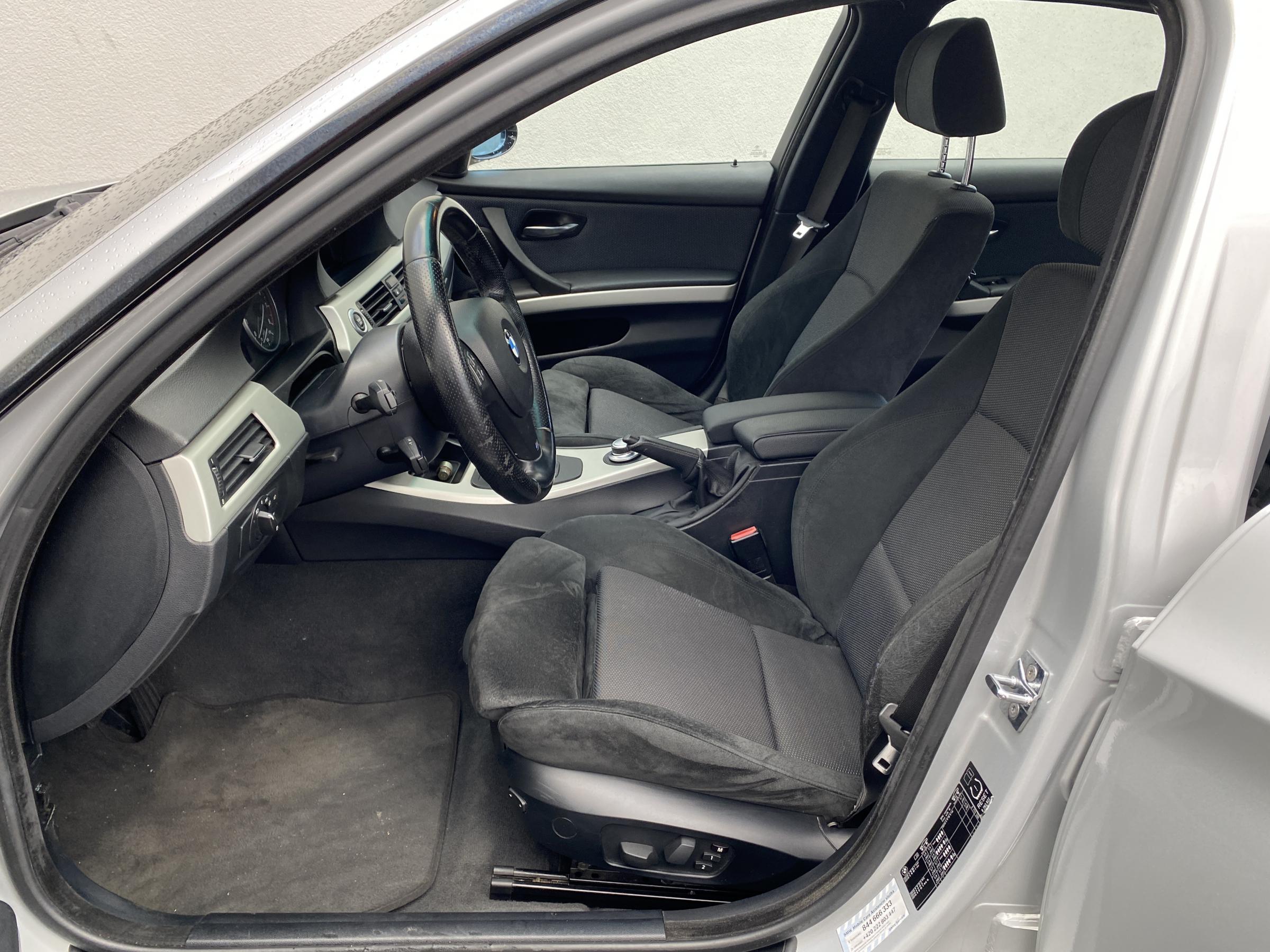 BMW Řada 3, 2008 - pohled č. 9