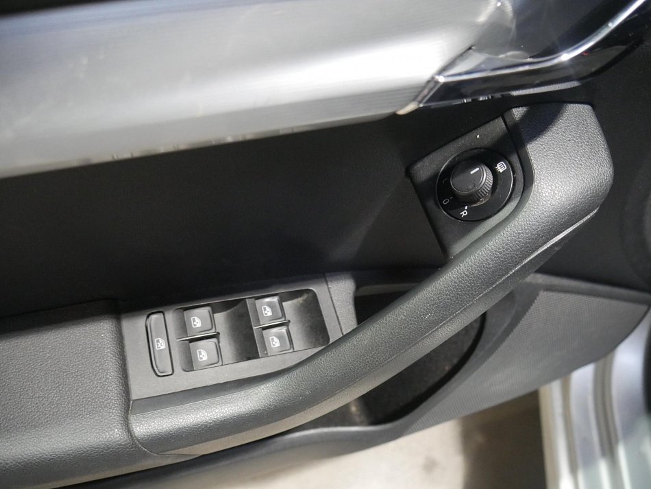 Škoda Octavia III 2.0 TDi  4x4