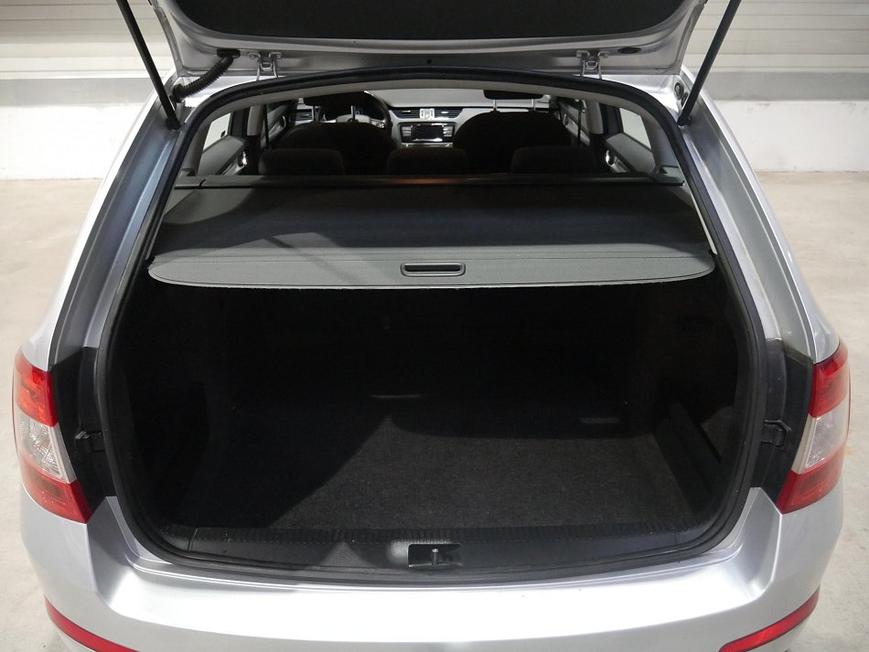 Škoda Octavia III 2.0 TDi  4x4