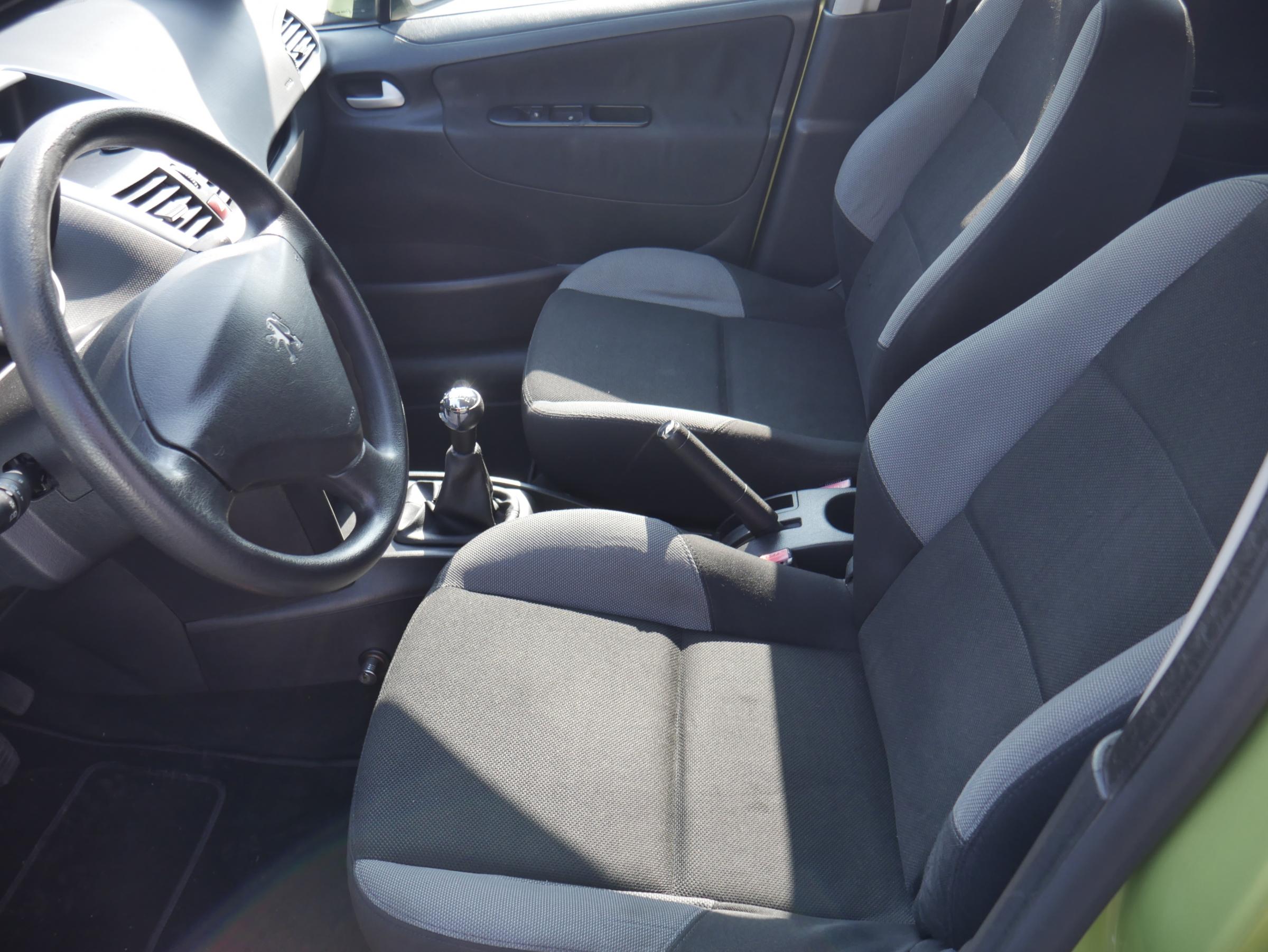 Peugeot 207, 2008 - pohled č. 9