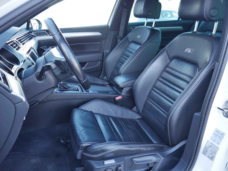 Volkswagen Passat 2.0 TDi R-Line