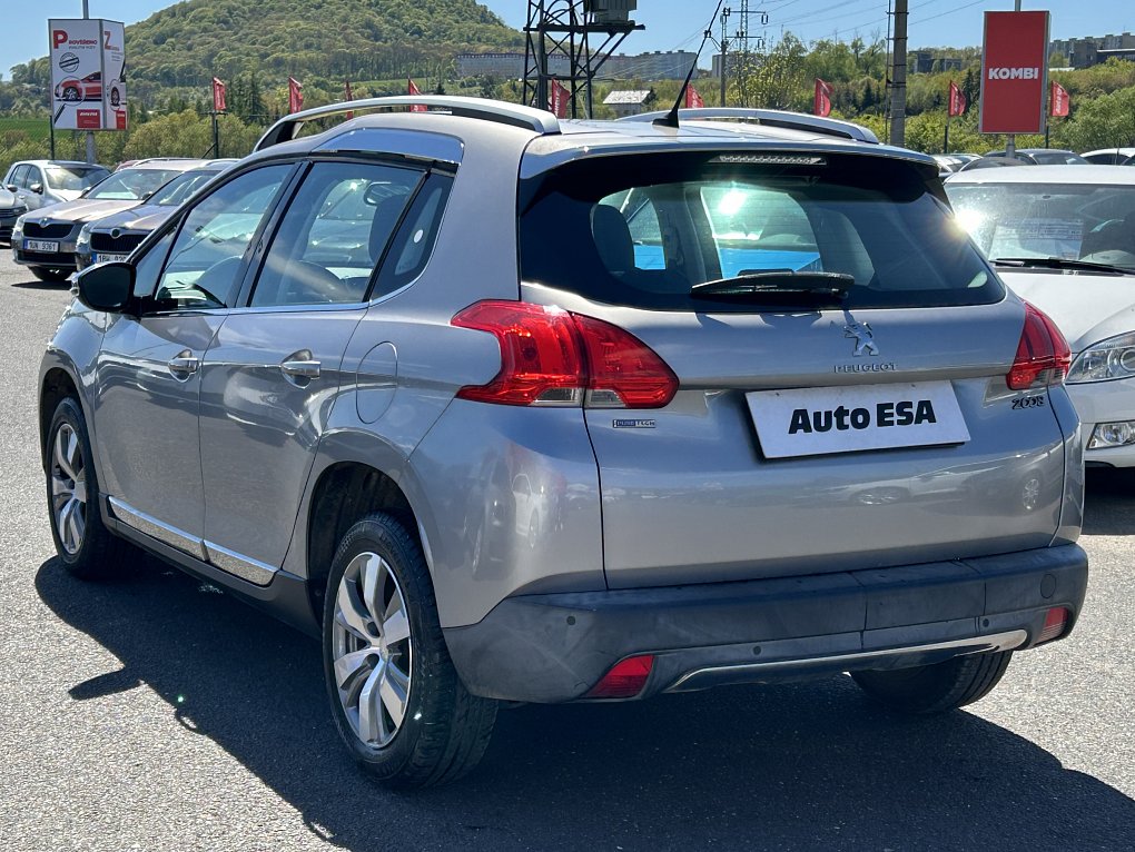 Peugeot 2008 1.2PT Allure