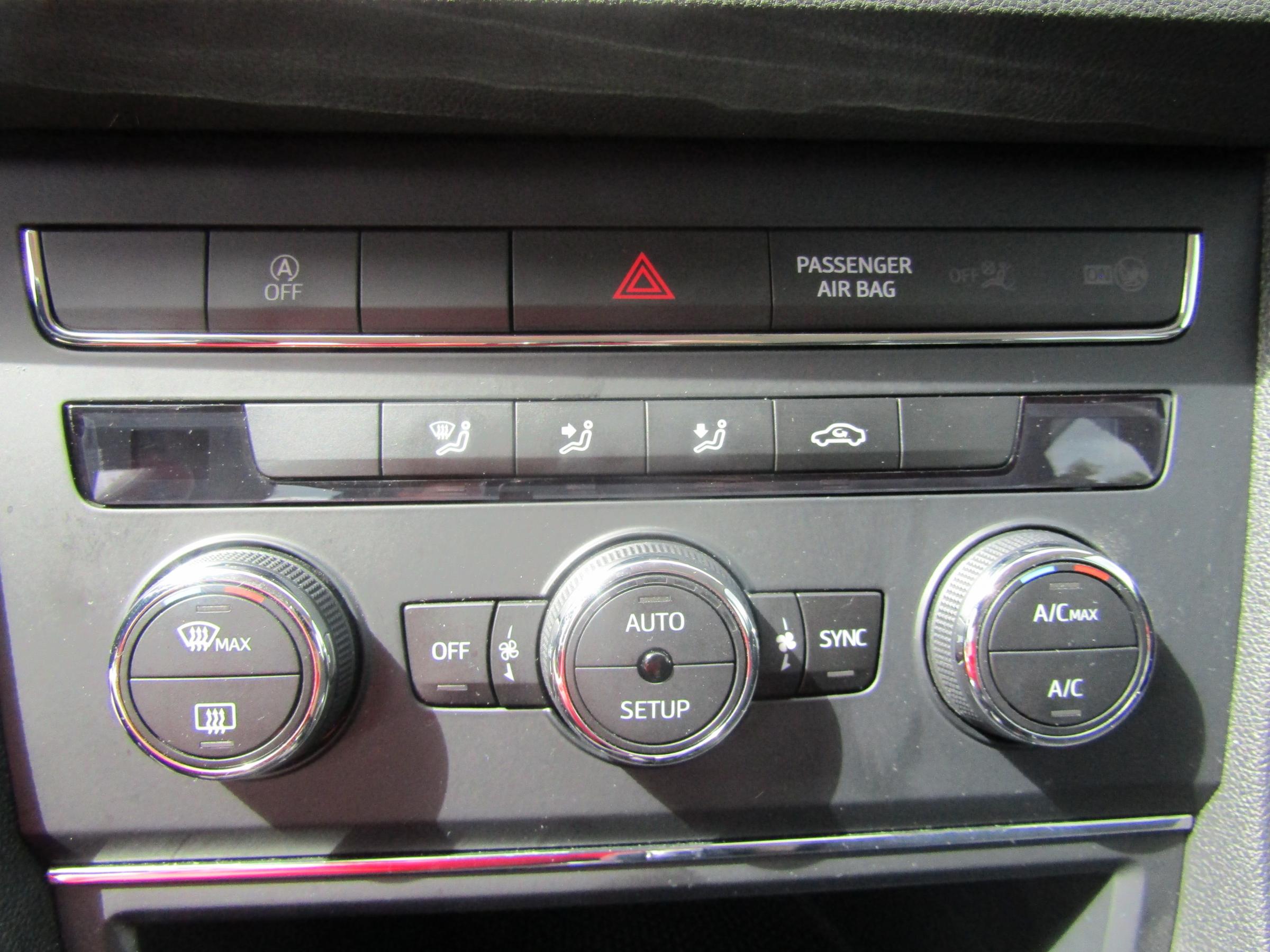 Seat Leon, 2014 - pohled č. 16