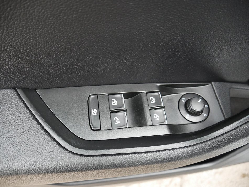 Škoda Superb III 1.6 TDi Style