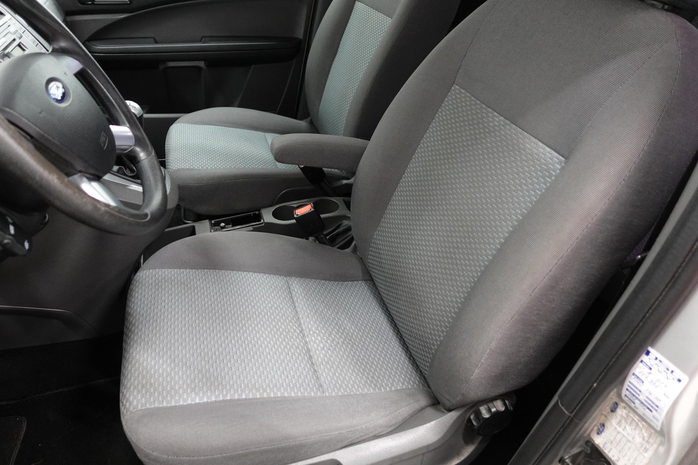 Ford C-MAX, 2007 - pohled č. 10