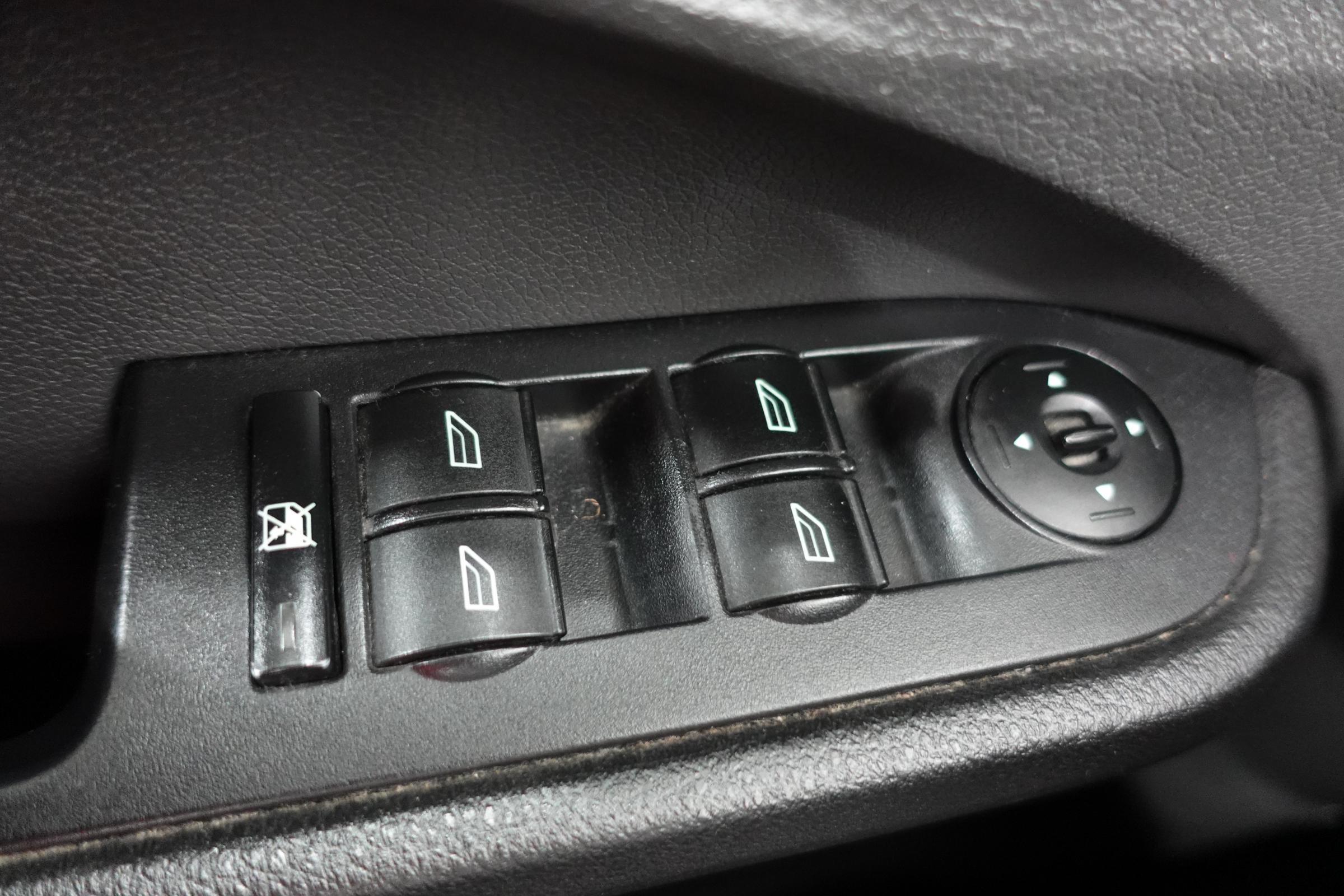 Ford C-MAX, 2007 - pohled č. 14