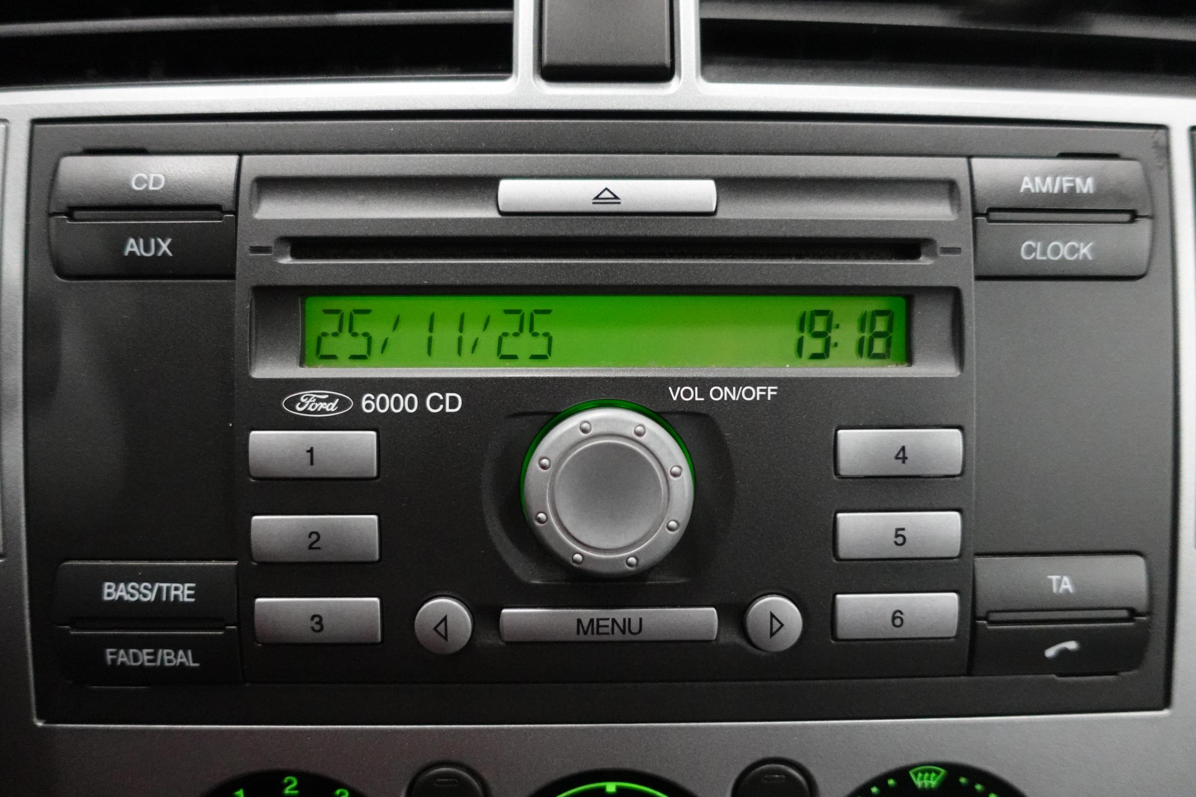 Ford C-MAX, 2007 - pohled č. 16