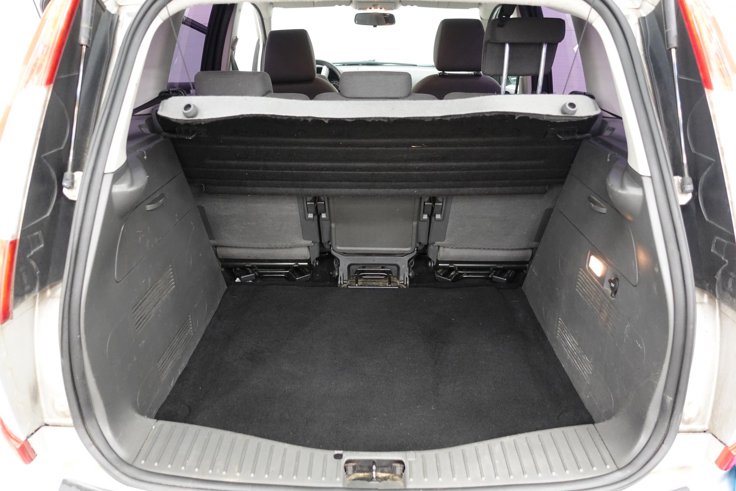 Ford C-MAX, 2007 - pohled č. 7